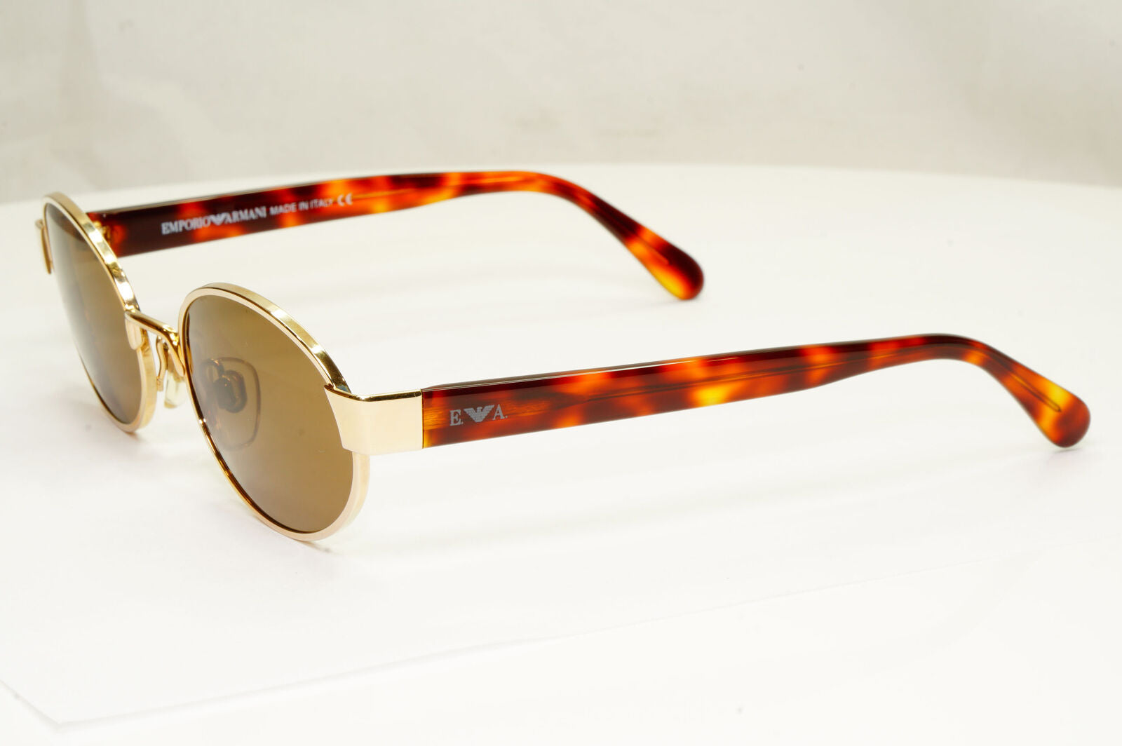 Emporio Armani 1997 Vintage Sunglasses Mens Womens Oval Gold Eagle 081-S 743