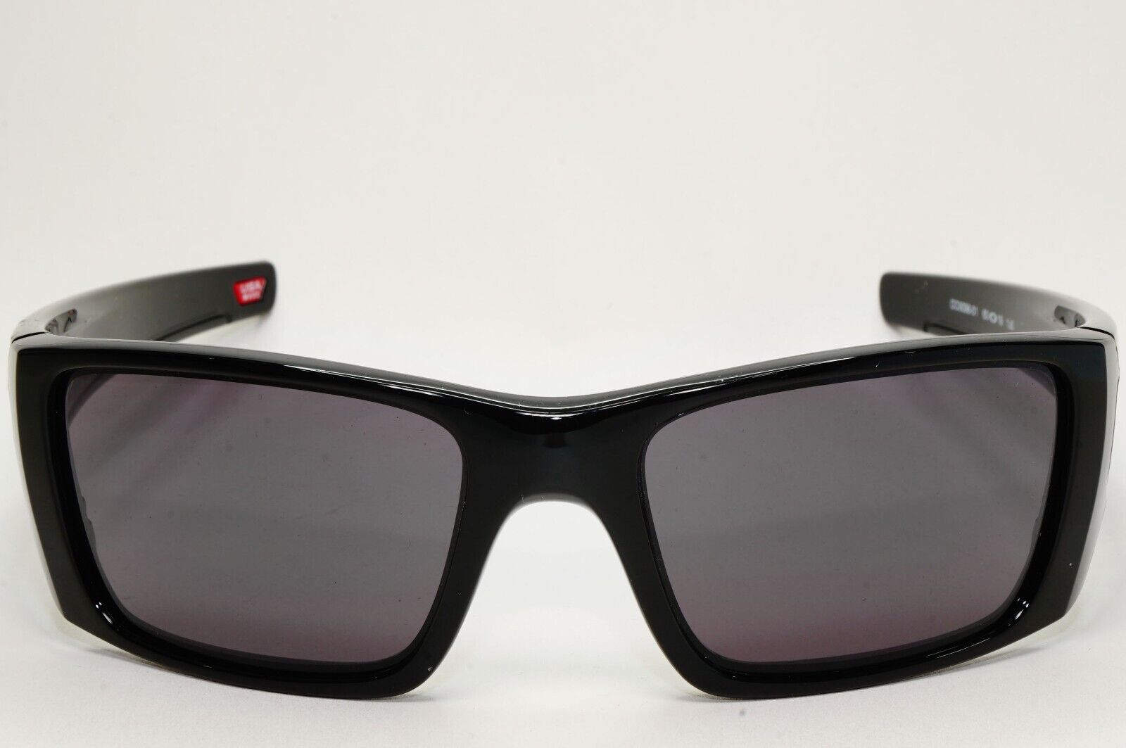 Oakley Sunglasses Fuel Cell Black Polished Warm Grey OO 9096 01 Wrap 60mm [a]