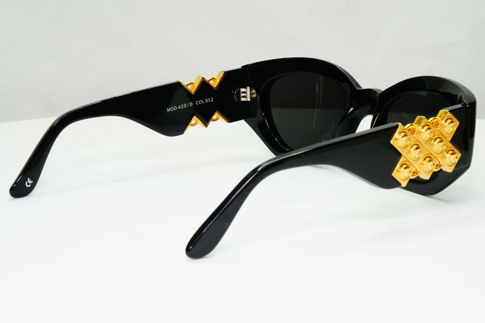 Gianni Versace 1995 Sunglasses Vintage Gold Black Biggie MOD 420/D COL852 190123
