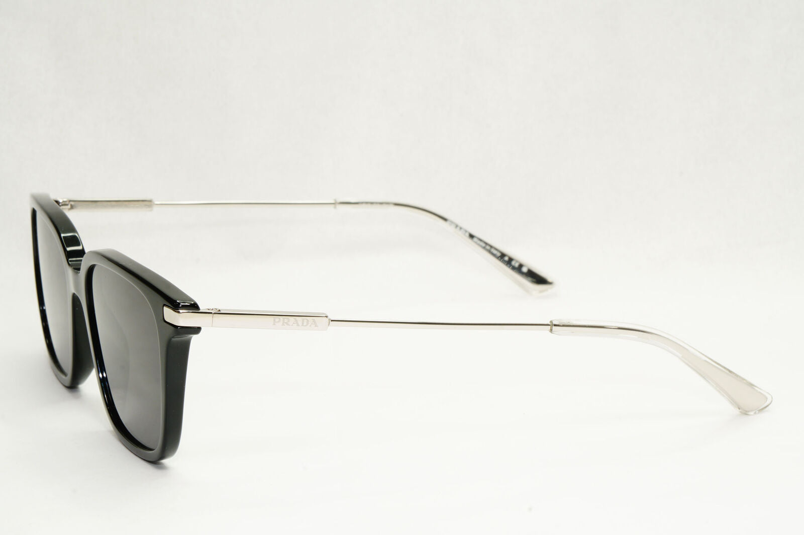 Prada Sunglasses Black Silver Square Glossy Fashion PR04ZV VPR 04Z 1AB-1O1 50mm