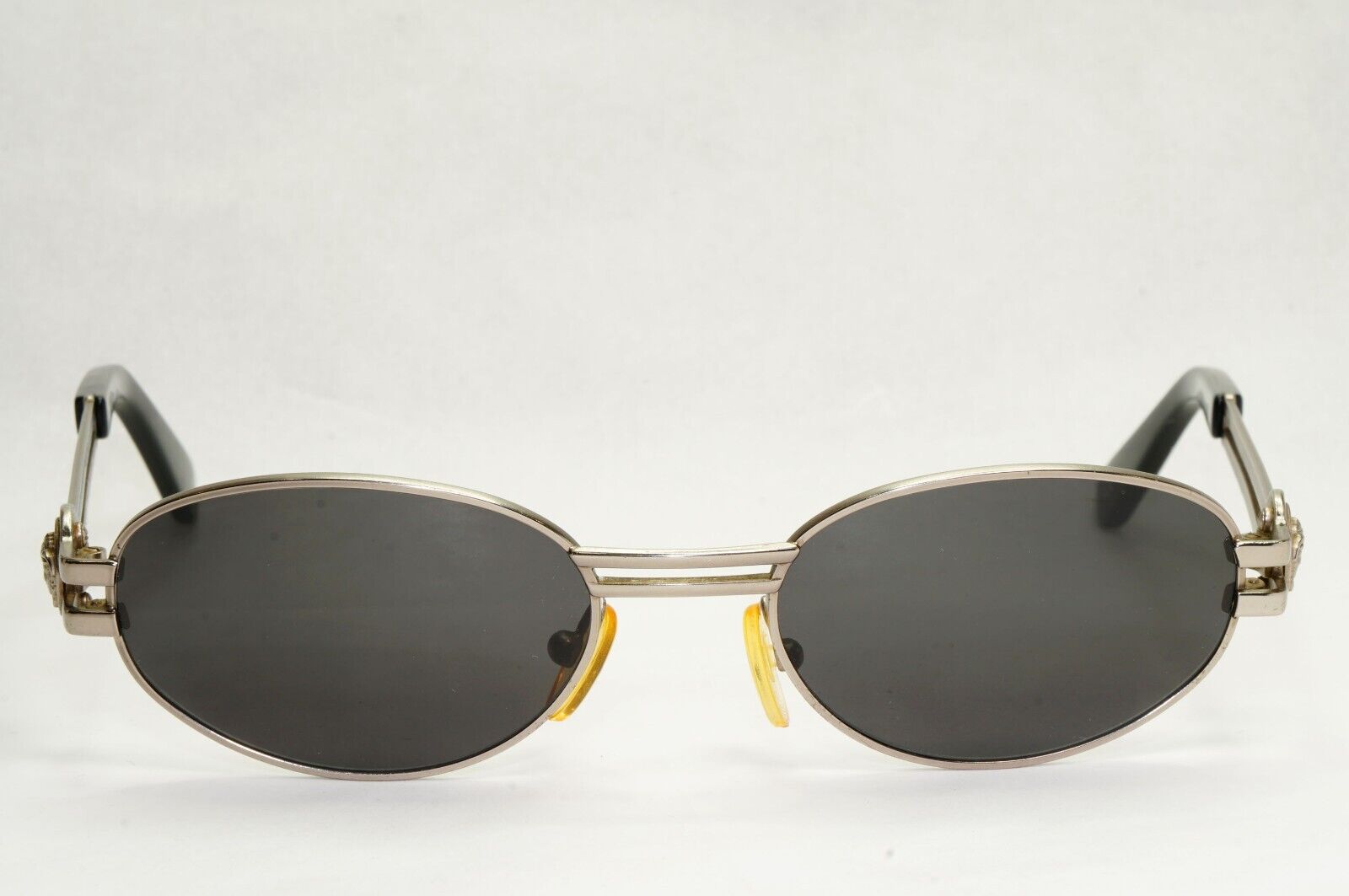 Gianni Versace Sunglasses 1995 Vintage Oval Medusa Gunmetal MOD S41 948 270324