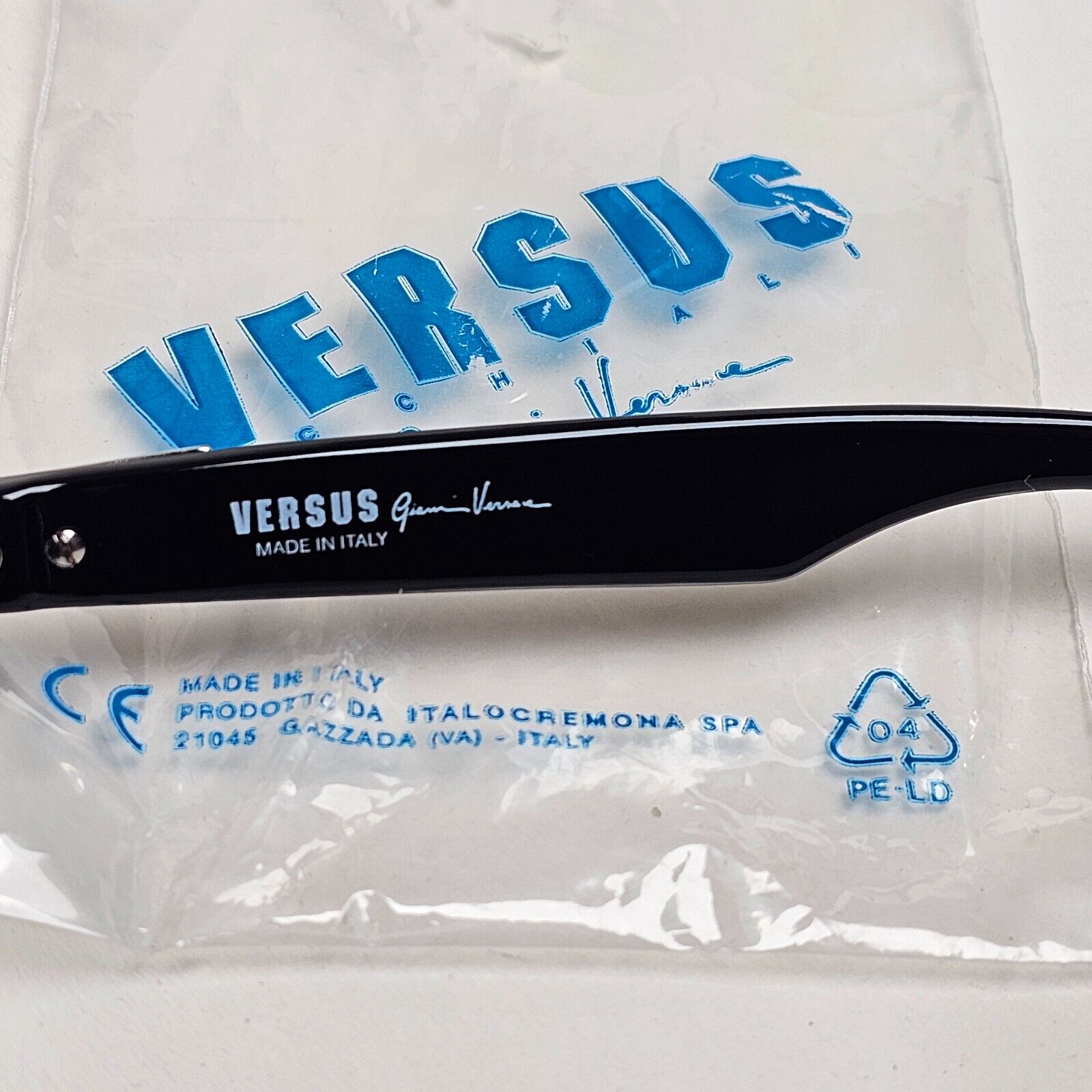 Versus Sunglasses 1996 by Gianni Versace Vintage Black Grey MOD EZ9 COL 852