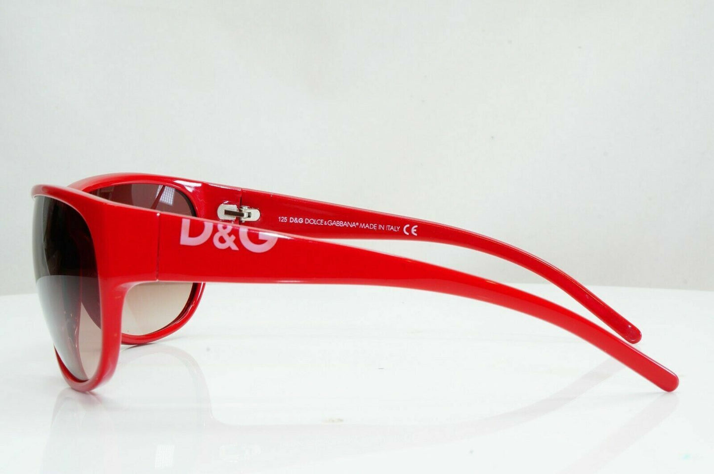 Authentic DOLCE & GABBANA Mens Womens Vintage Sunglasses Red DG 2213 482 27308