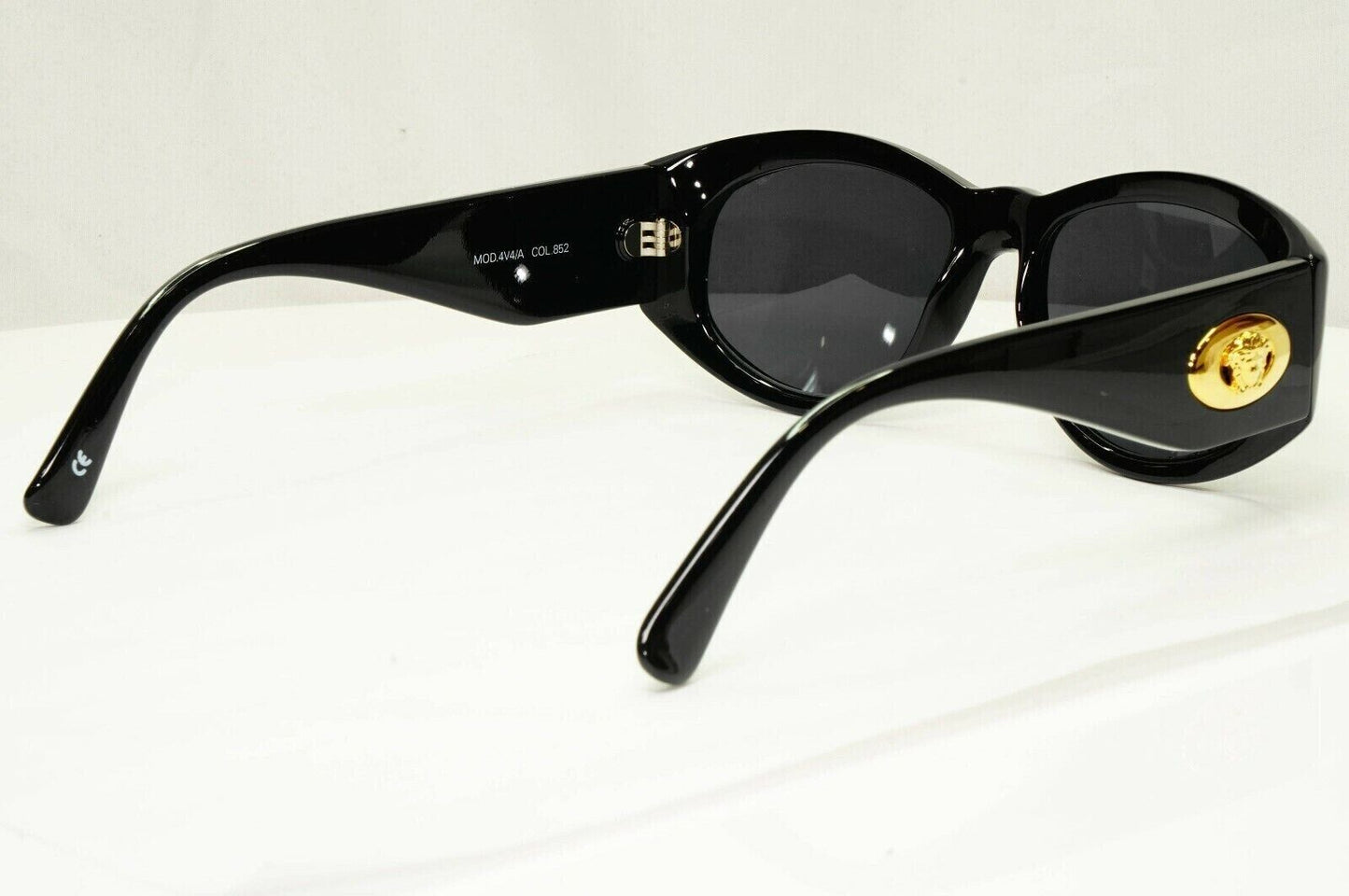 Gianni Versace 1996 Vintage Gold Medusa Biggie Sunglasses MOD 4V4/A COL 852