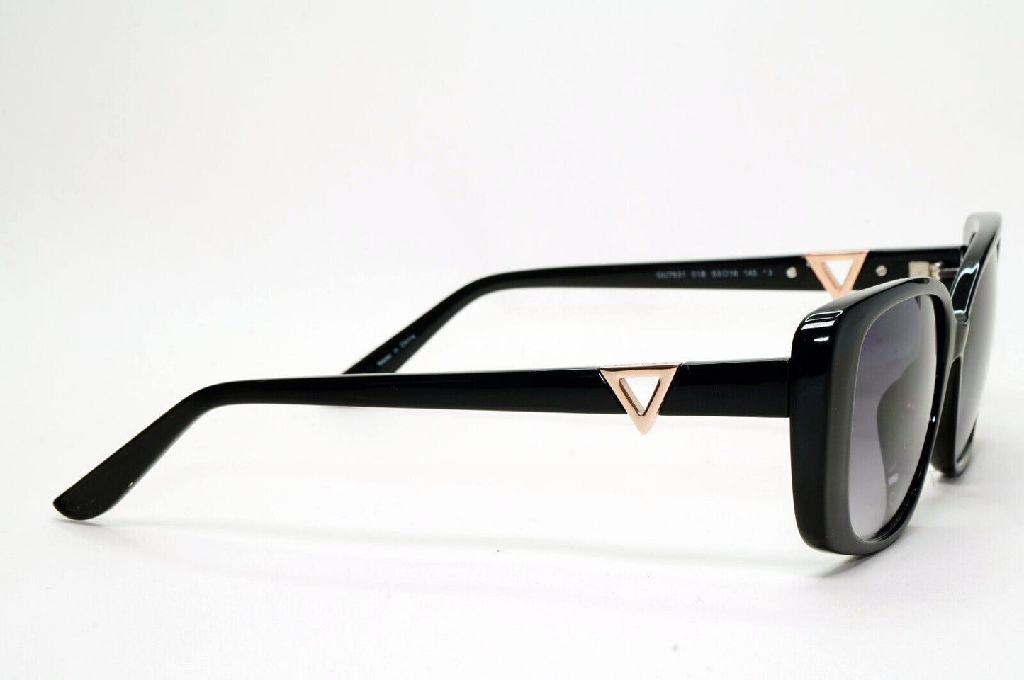 Guess Sunglasses Black Gold Grey Gradient Black GU 7631 01B 53mm 210924