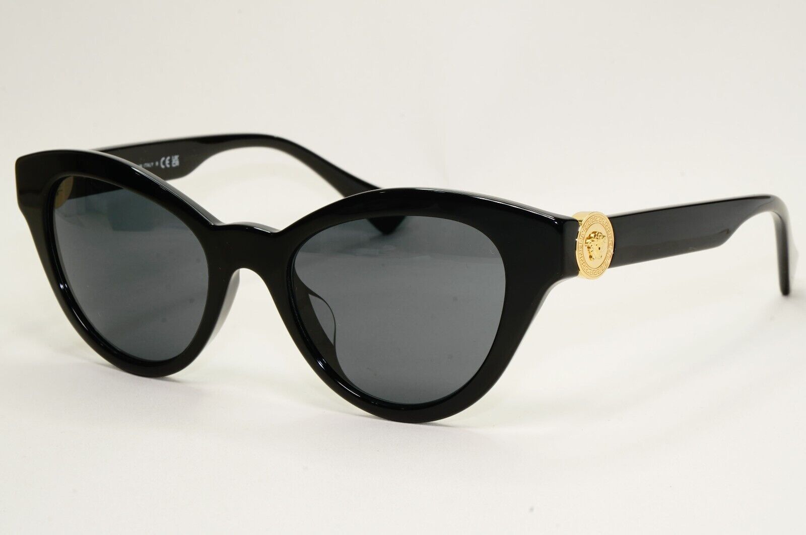 Versace Sunglasses Black Gold Medusa Glossy Cat Eye MOD 4435-F GB1/87 52mm