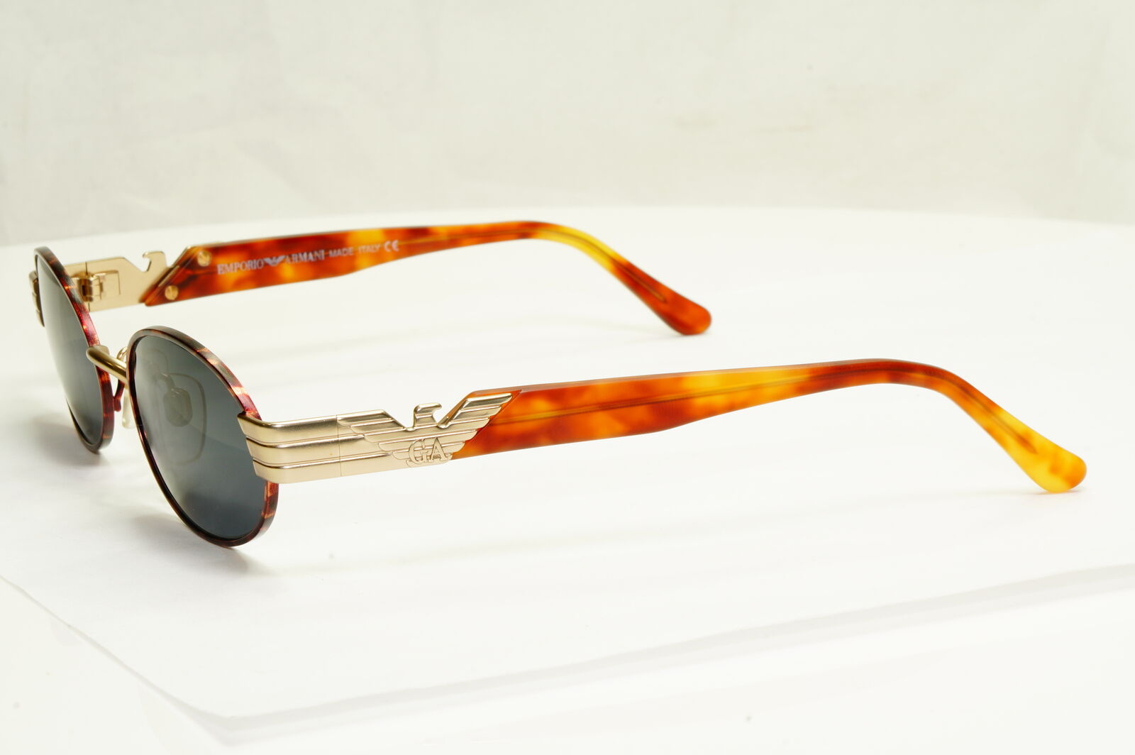 Emporio Armani 1997 Vintage Sunglasses Mens Womens Womens Gold Eagle 054 832