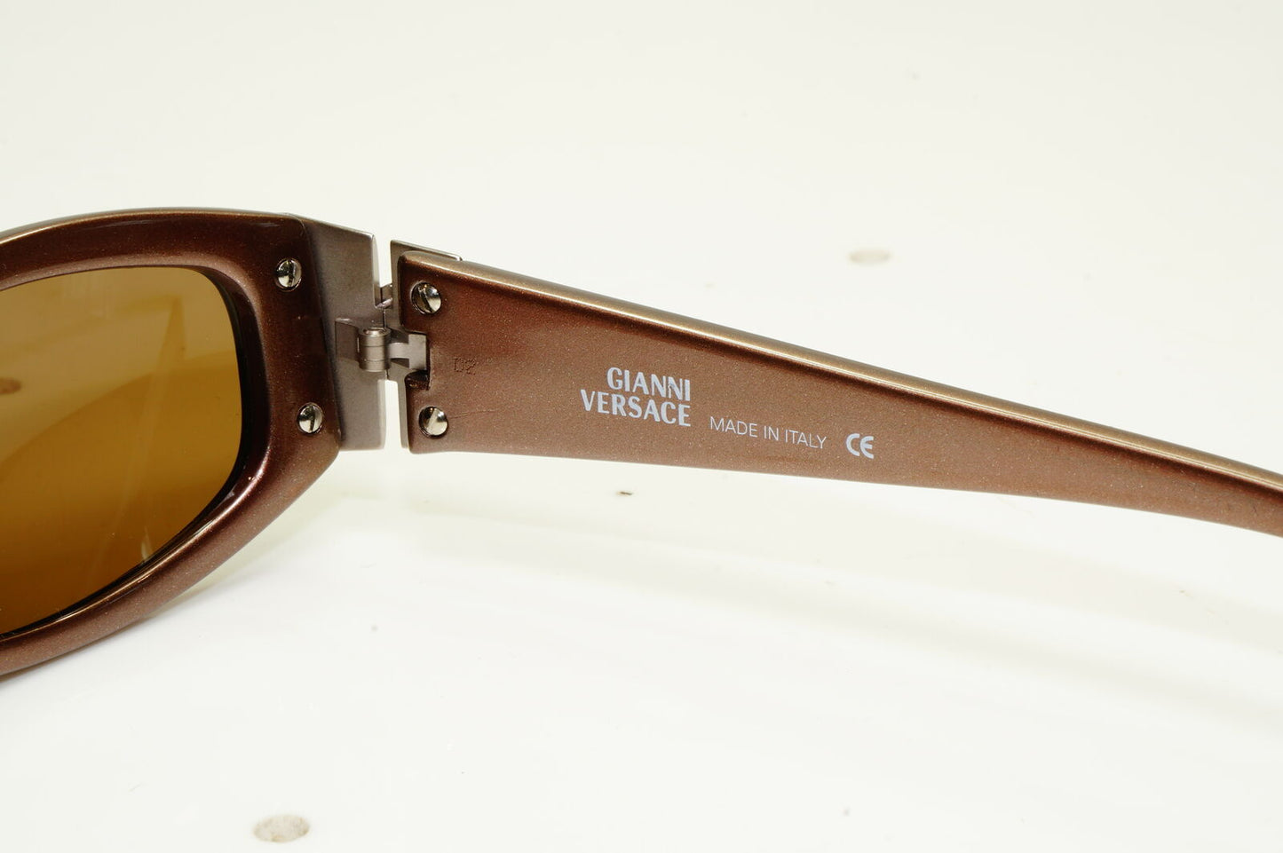 Gianni Versace 1996 Mens Vintage Brown Medusa Sunglasses MOD 253/M COL 341