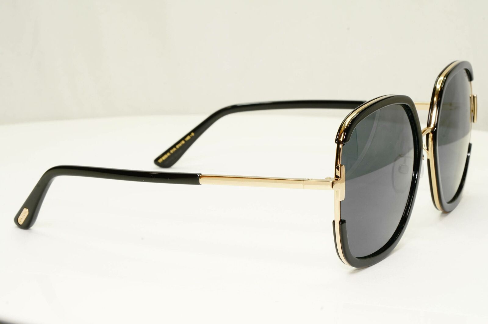 Authentic Tom Ford Womens Black Gold Oversized Large Sunglasses TF 809 K 01A