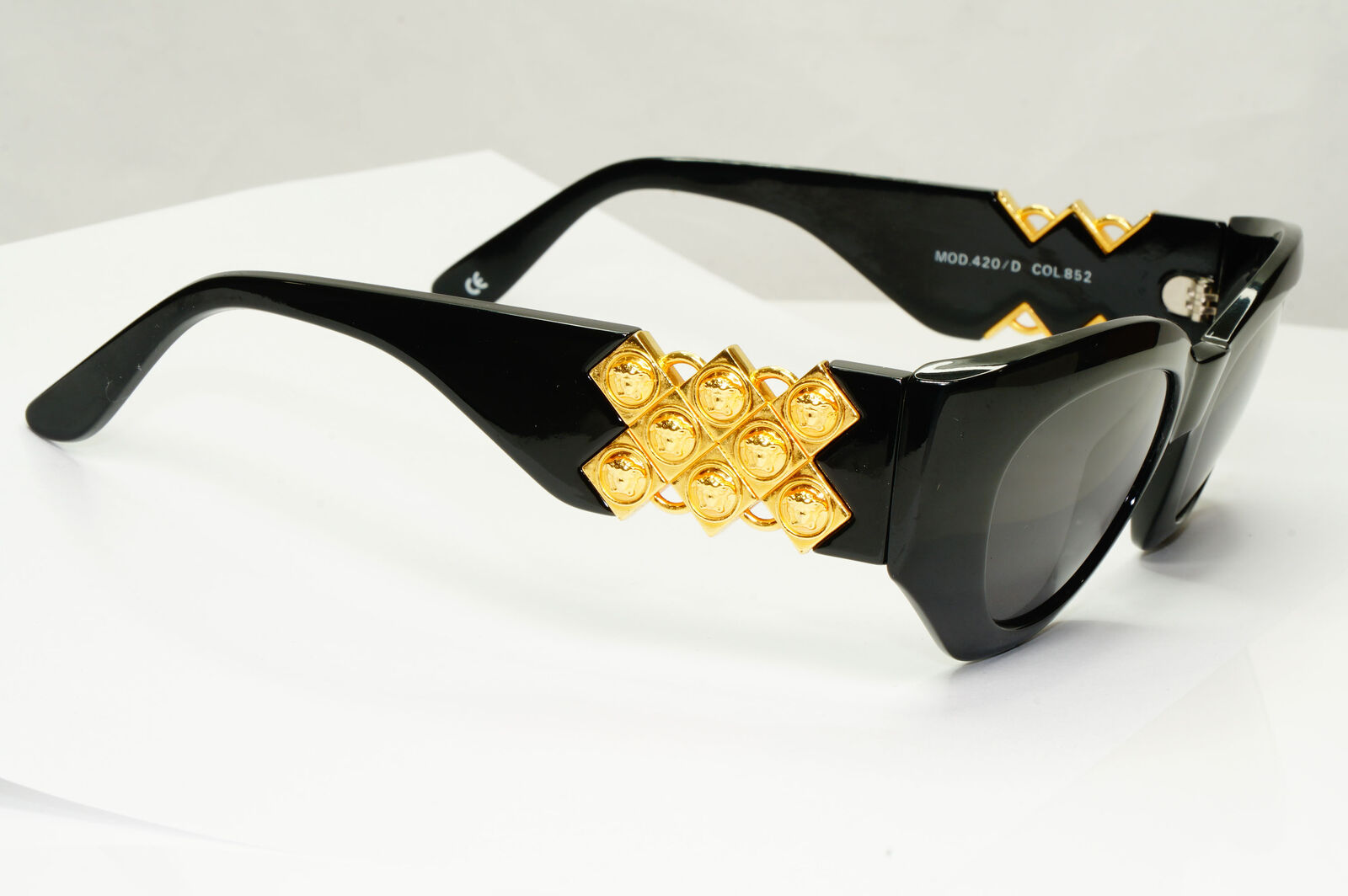 Gianni Versace 1995 Sunglasses Vintage Gold Black Biggie MOD 420/D COL852 190123