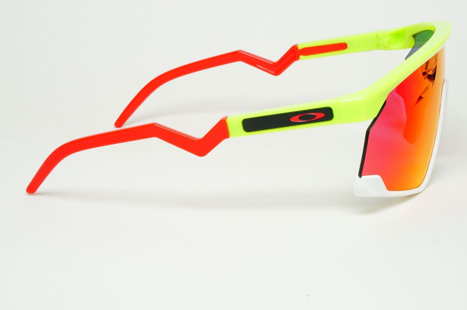Oakley Sunglasses BXTR Flourescent Green Retina Burn Prizm Road OO 9280 06