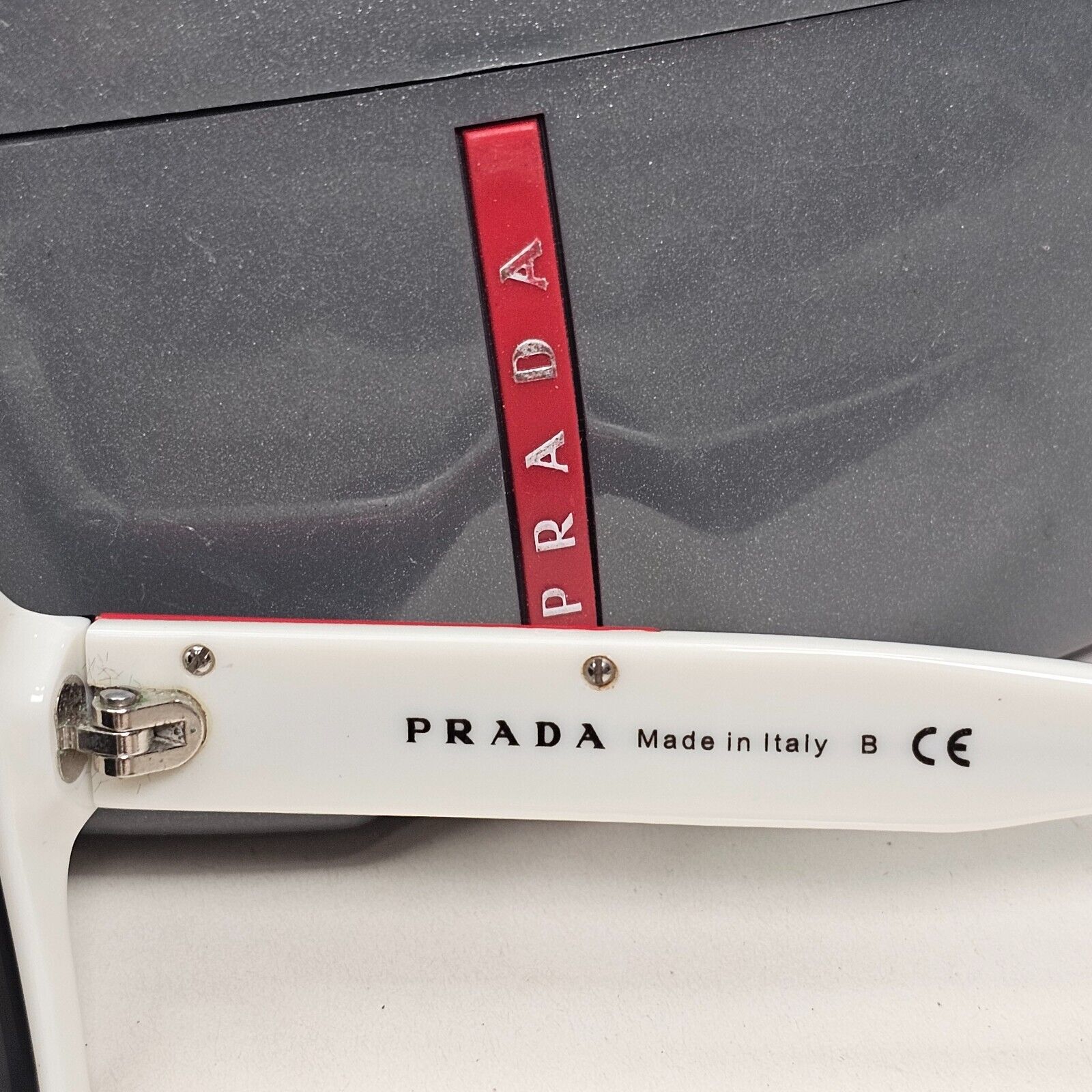 Prada Sunglasses 2009 Vintage Black Square PS05LS SPS 05L AAM-3M1 60mm 171024