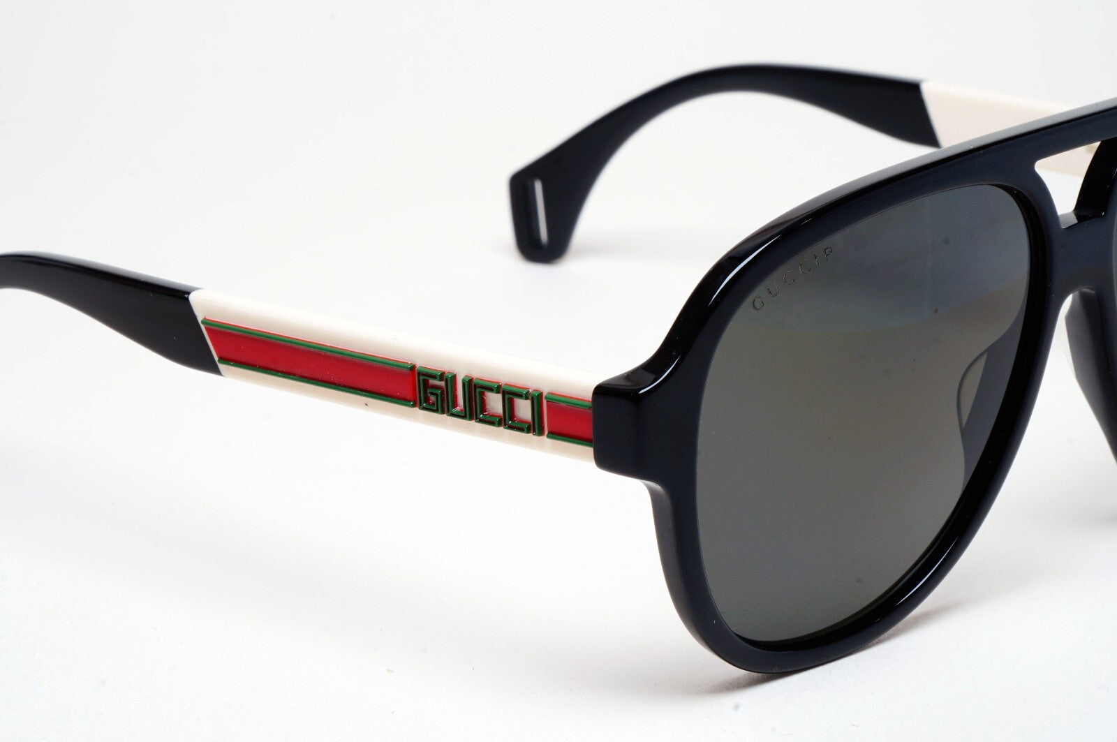 Gucci Sunglasses 2019 Black Polarised Pilot White Red GG 0463S 002 58mm 070325