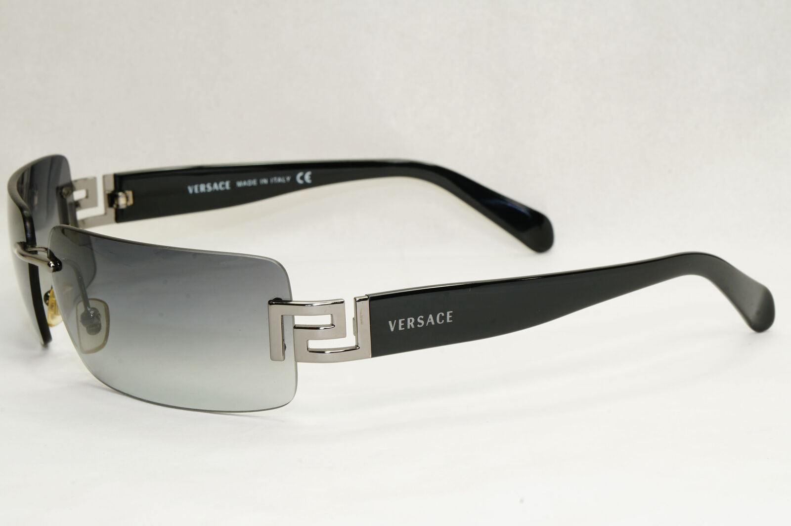 Versace Sunglasses 2004 Vintage Rimless Black Grey MOD 2017 1001/8G 180124