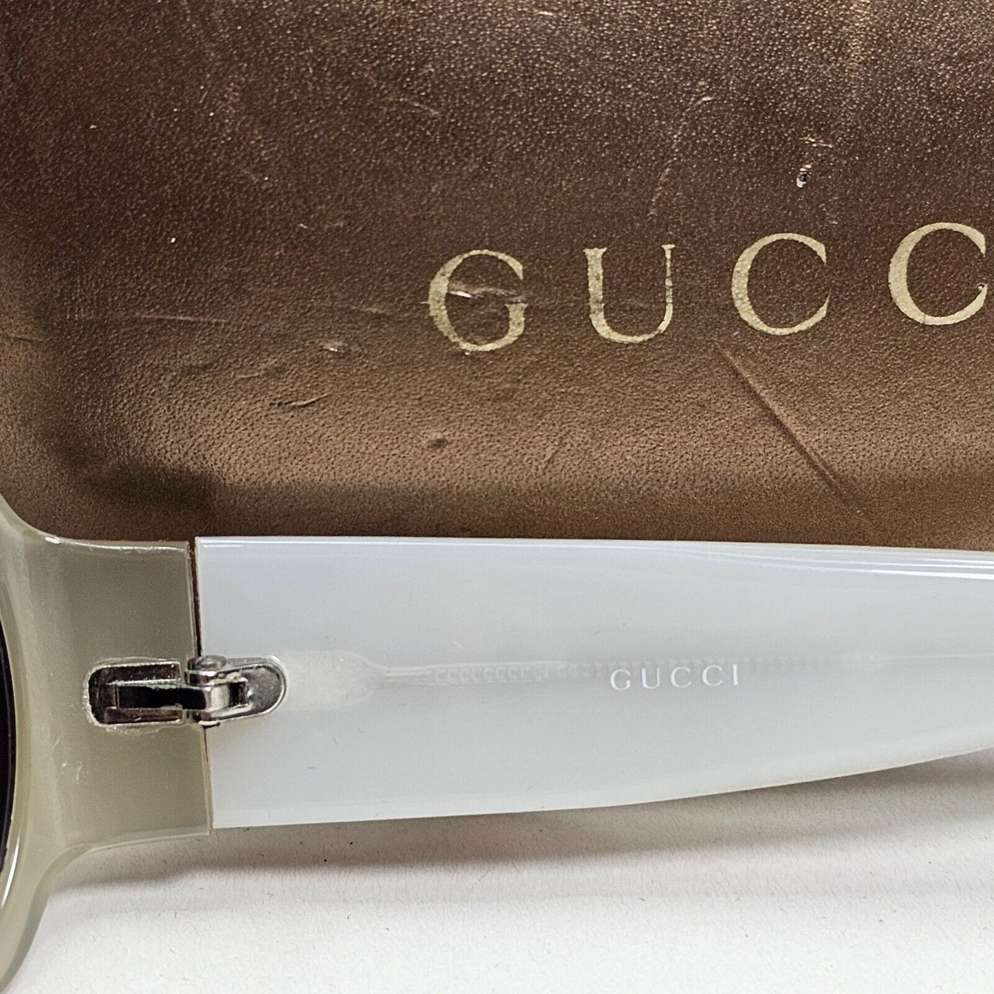 Gucci Sunglasses 2005 Vintage Cream White Black Unisex GG 2935/S EOODA 041124