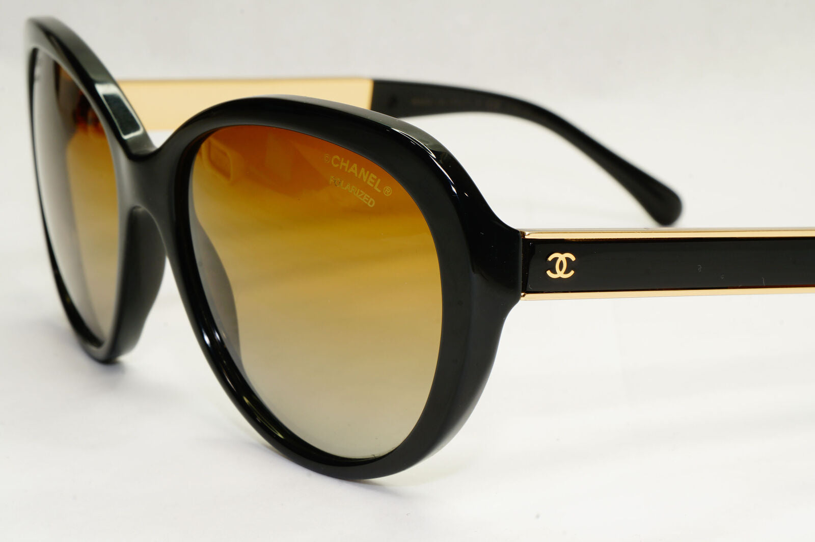 Chanel Sunglasses Polarixed Black Gold Brown Gradient 5269 c.622/S9 070224
