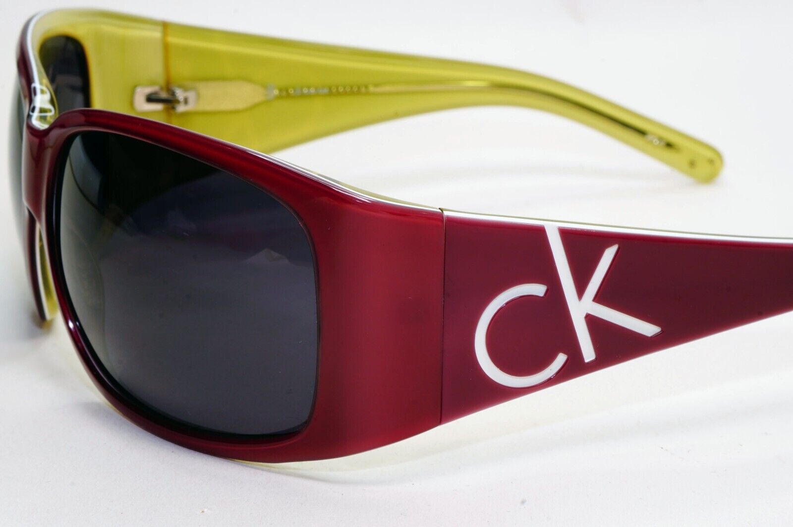 Calvin Klein Sunglasses 2005 Vintage Dark Red Black Unisex CK4066S 288 121124