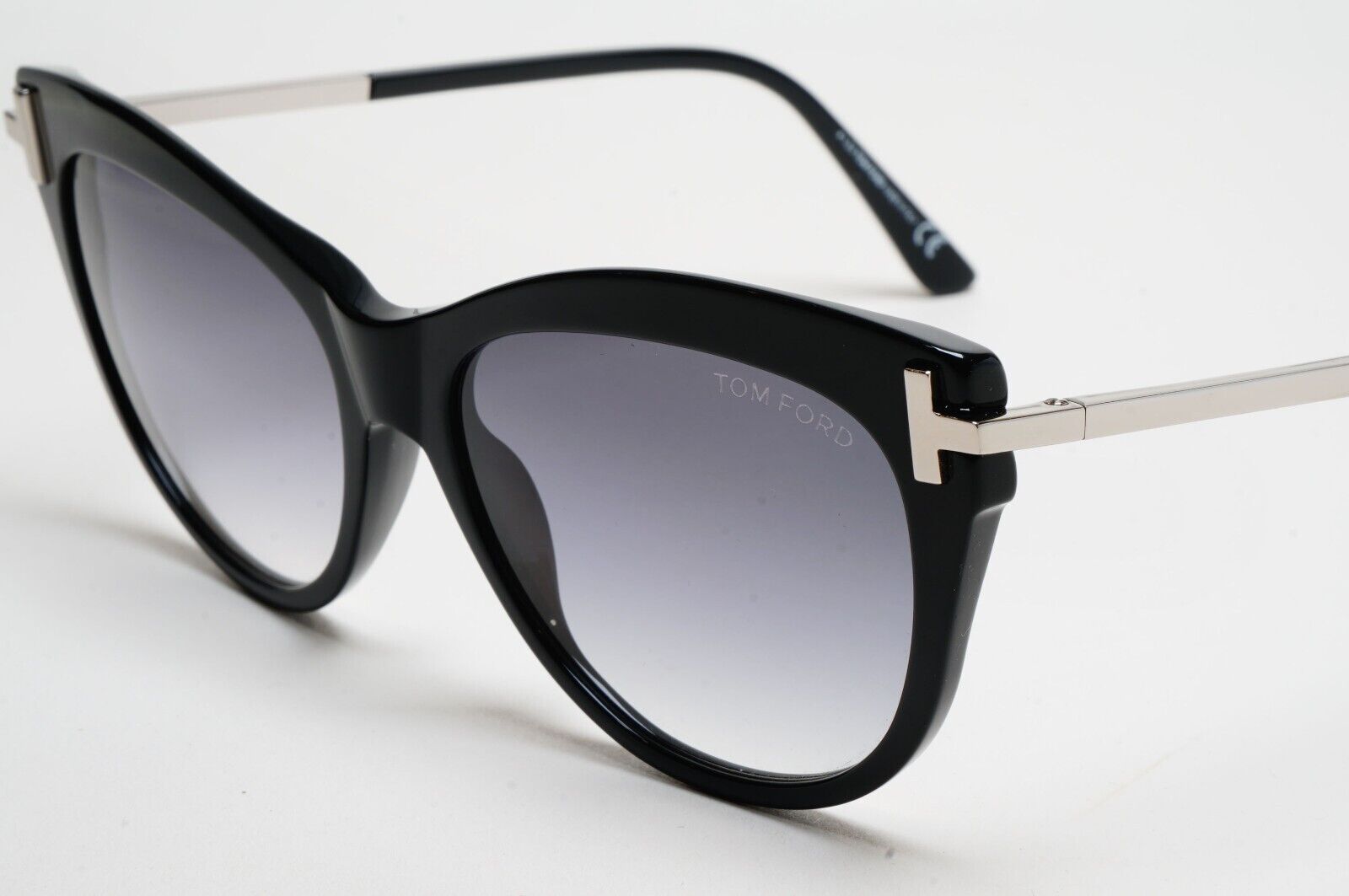 Tom Ford Sunglasses Kira Black Silver Grey Gradient Cat Eye FT0821 TF 821 01B