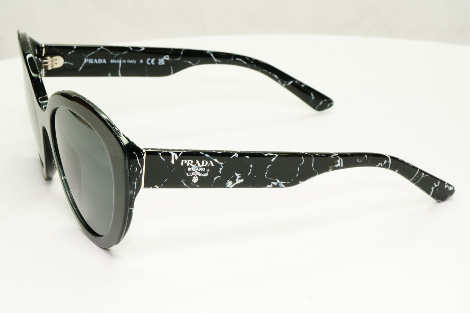 Prada Marble Black Sunglasses Womens Designer Fashion PR01YS SPR 01Y 09V-5S0