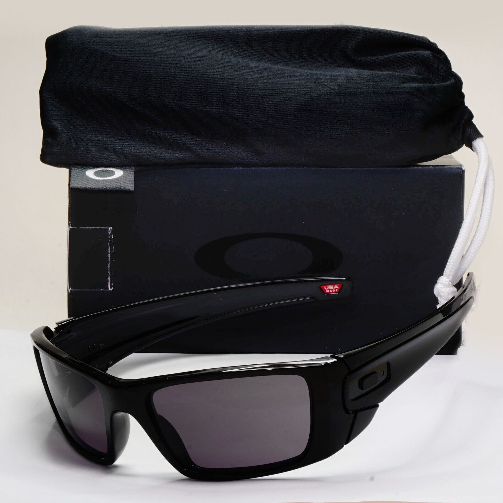 Oakley Sunglasses Fuel Cell Black Polished Warm Grey OO 9096 01 Wrap 60mm [a]