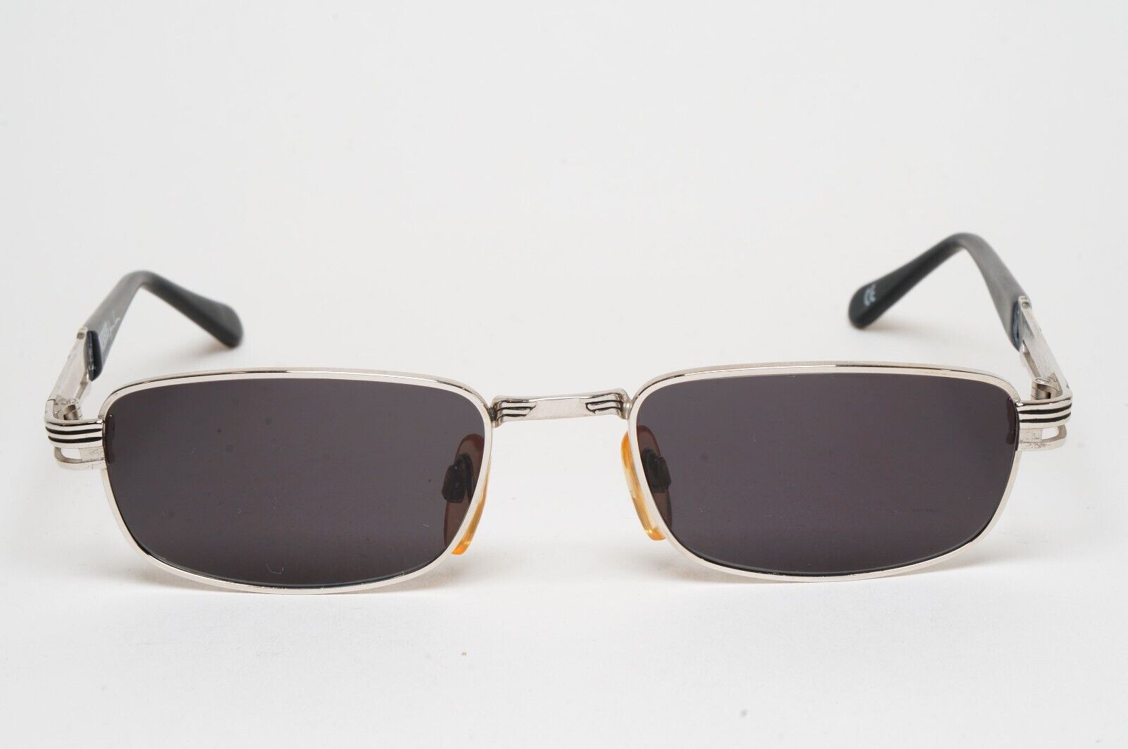 Versus Sunglasses 1996 by Gianni Versace Vintage Silver Black MOD F20 COL 47M