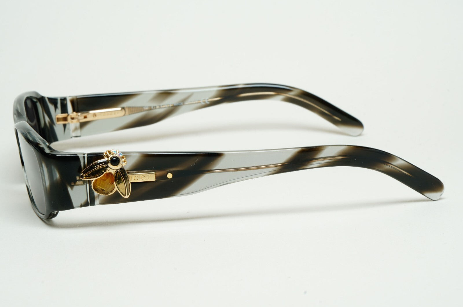 Gucci Sunglasses 2004 Vintage Gold Bee Grey Havana Rectangle GG 2904 EGP 52mm