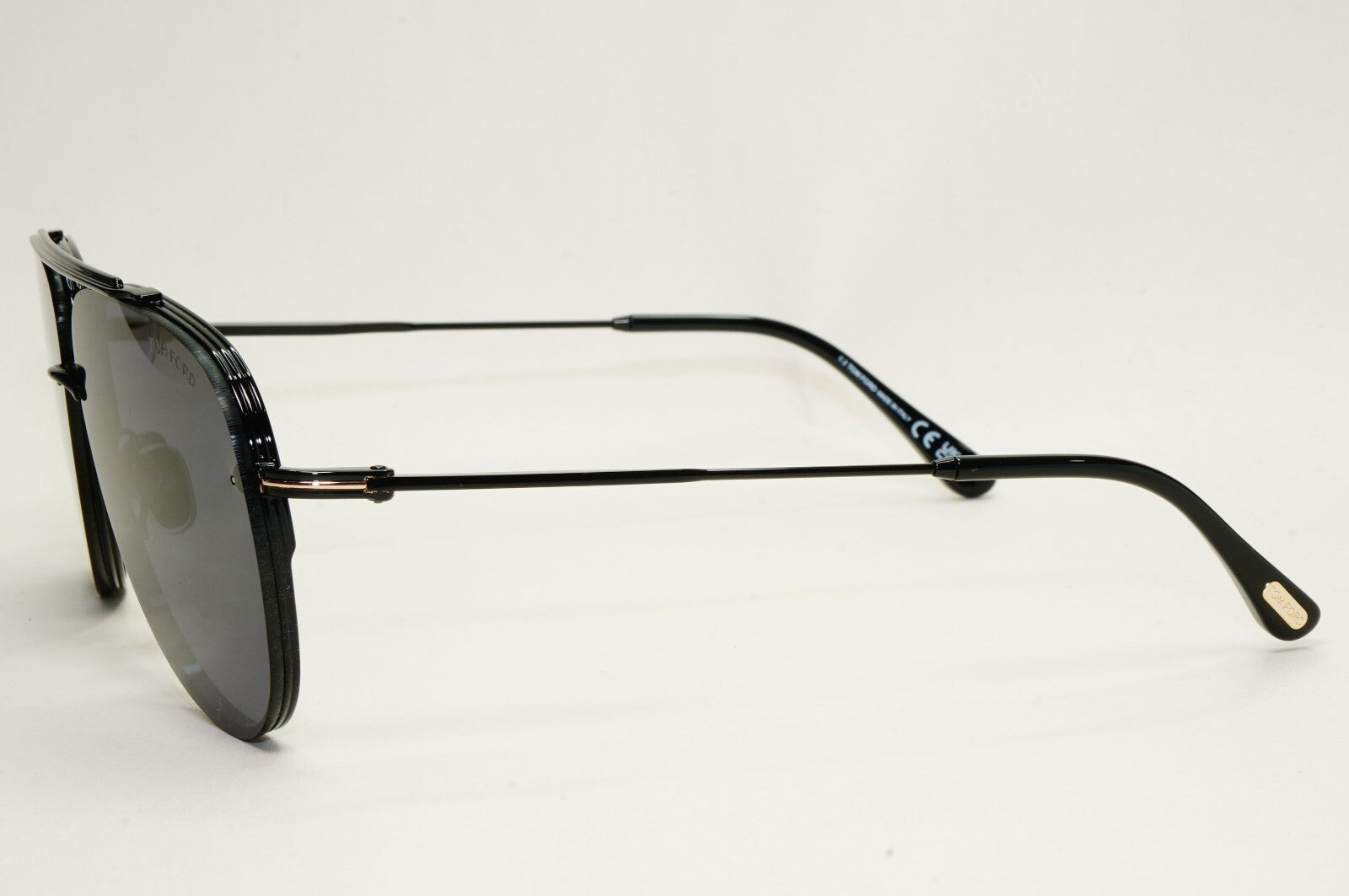 Tom Ford Sunglasses Black Glossy Metal Pilot Leon FT1071 TF 1071 01A 62mm [a]