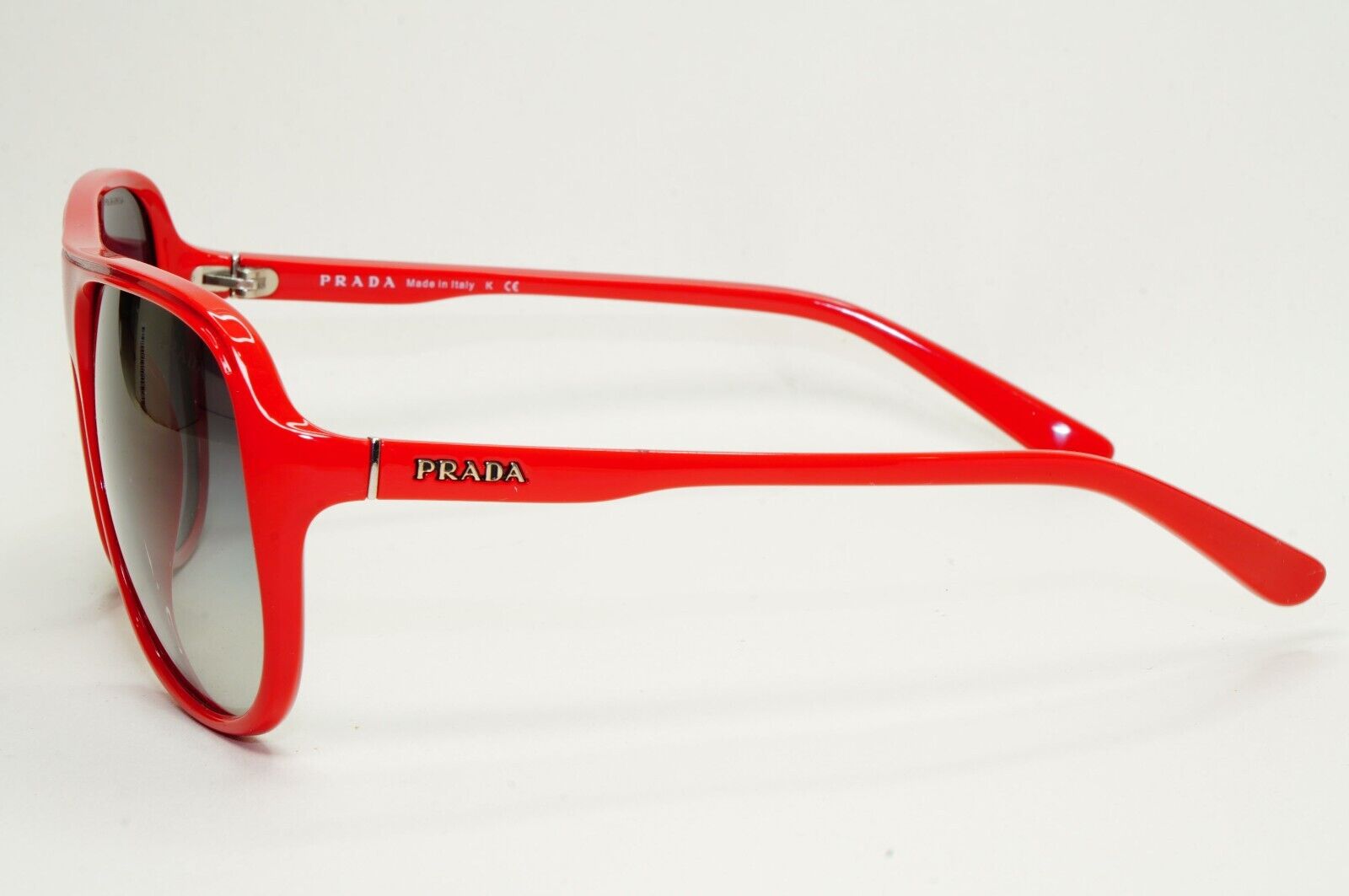 Prada Sunglasses 2011 Vintage Red Grey Navigator PR15MS SPR 15M 0BU-3M1 061024