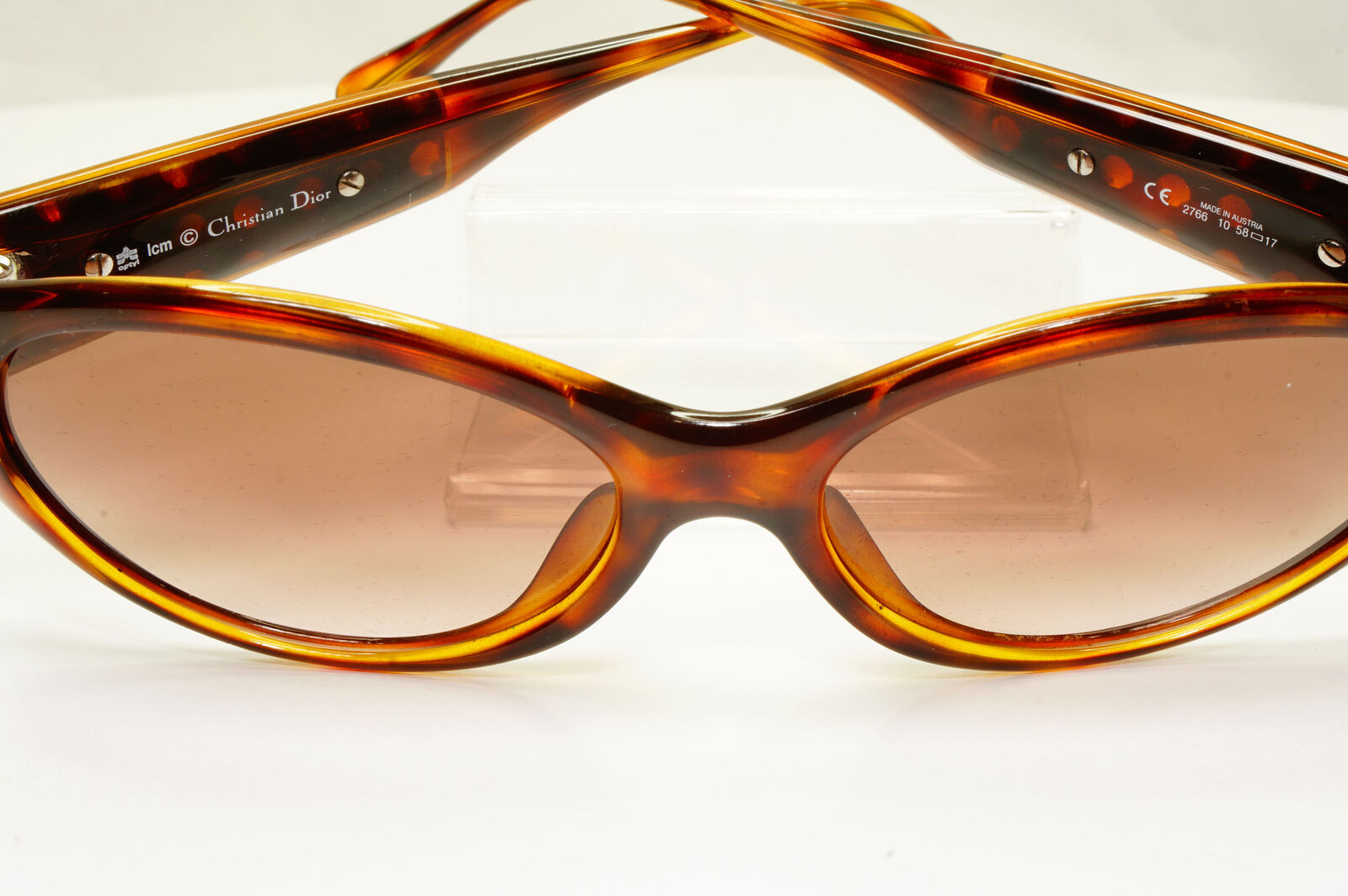 Authentic Christian Dior Womens Vintage Sunglasses Austria Gold 2766 10 010122