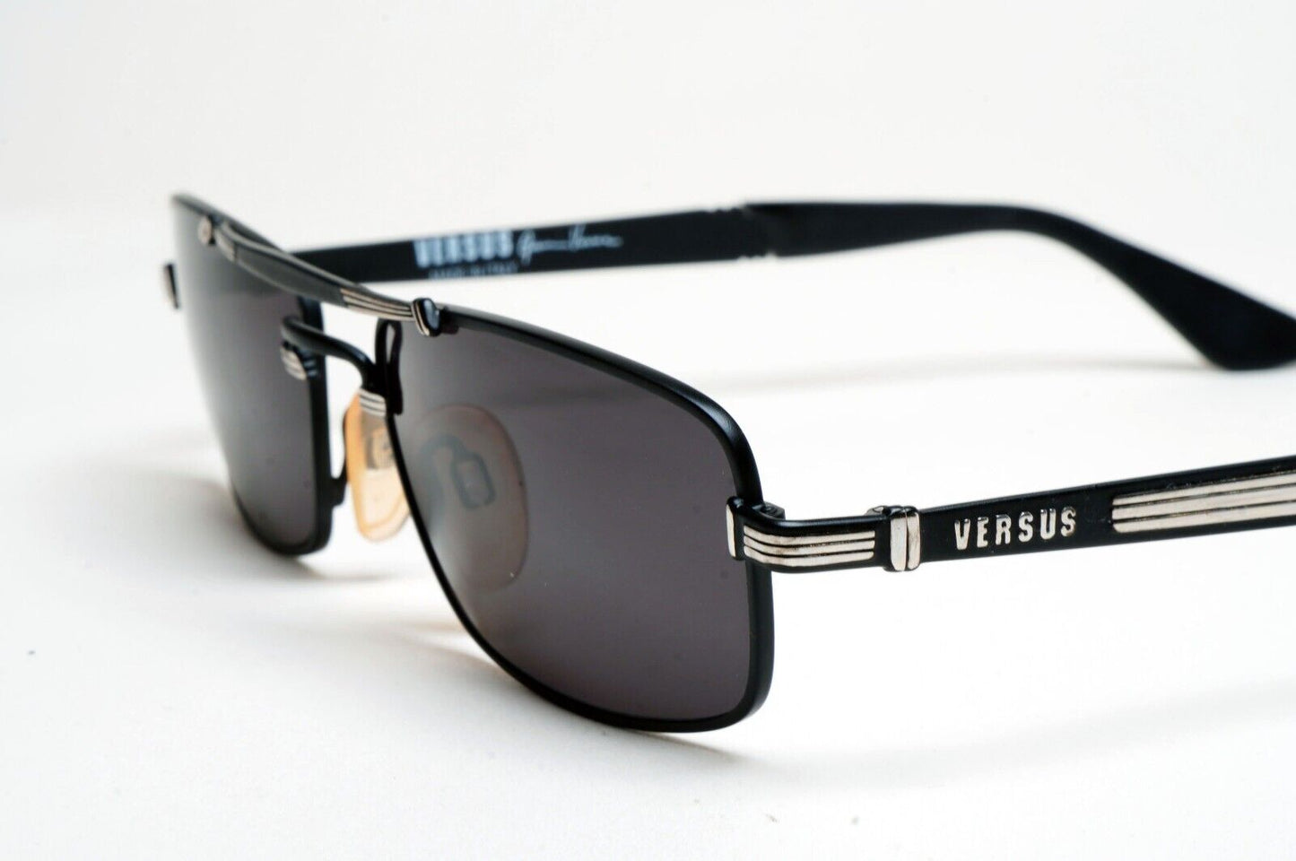 Versus Sunglasses 1996 by Gianni Versace Vintage Rectangle Black MOD F06 COL 35M
