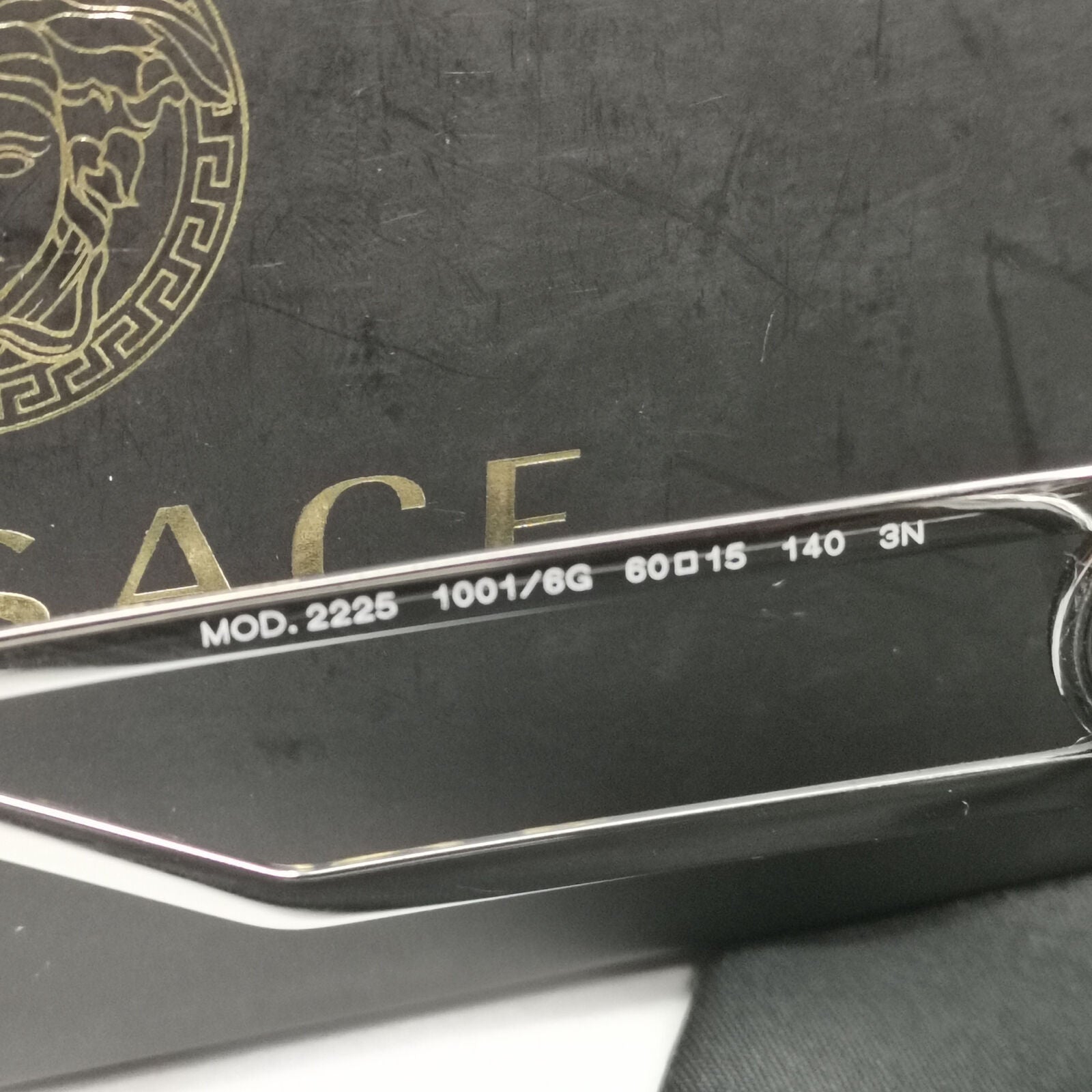 Versace Sunglassess Silver Mirror Gunmetal Pilot Medusa MOD VE 2225 1001/6G