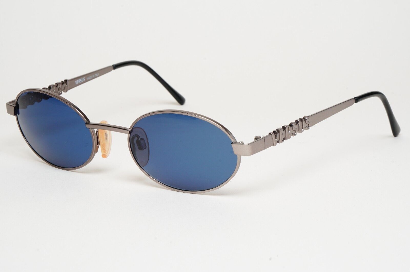 Versus Sunglasses 1996 by Gianni Versace Vintage Gunmetal Blue MOD R26 COL 948