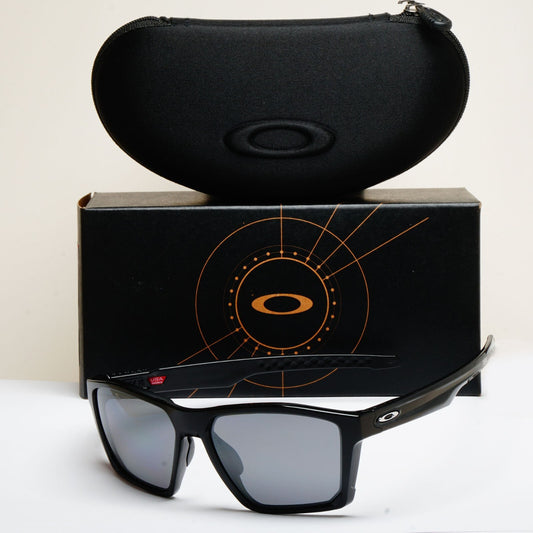 Oakley Sunglasses Polarized Targetline Black Polished Iridium Glossy OO 9397 08