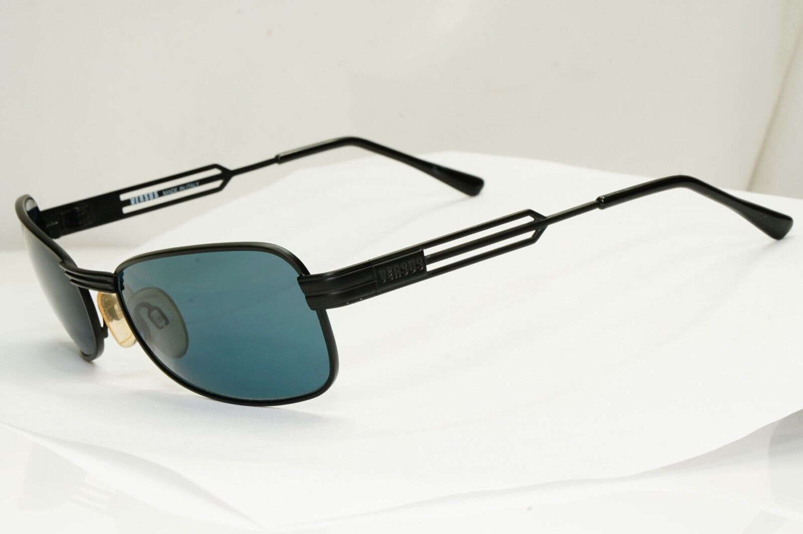 Versus 1996 by Gianni Versace Vintage Black Blue Grey Sunglasses MOD F33 COL 028