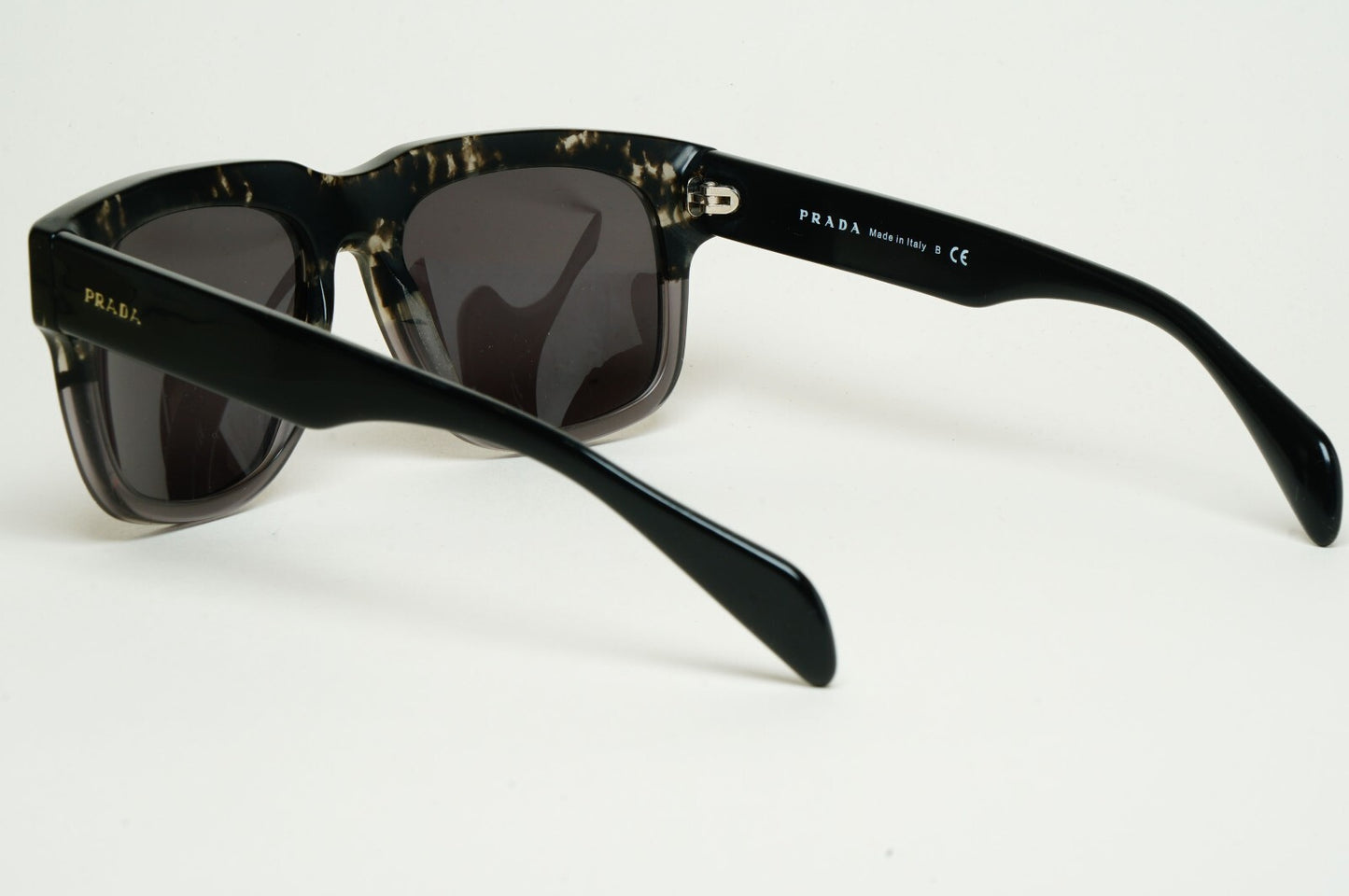 Prada Sunglasses 2013 Vintage Square Grey Black PR14QS SPR 14Q RO3-1A1 140325
