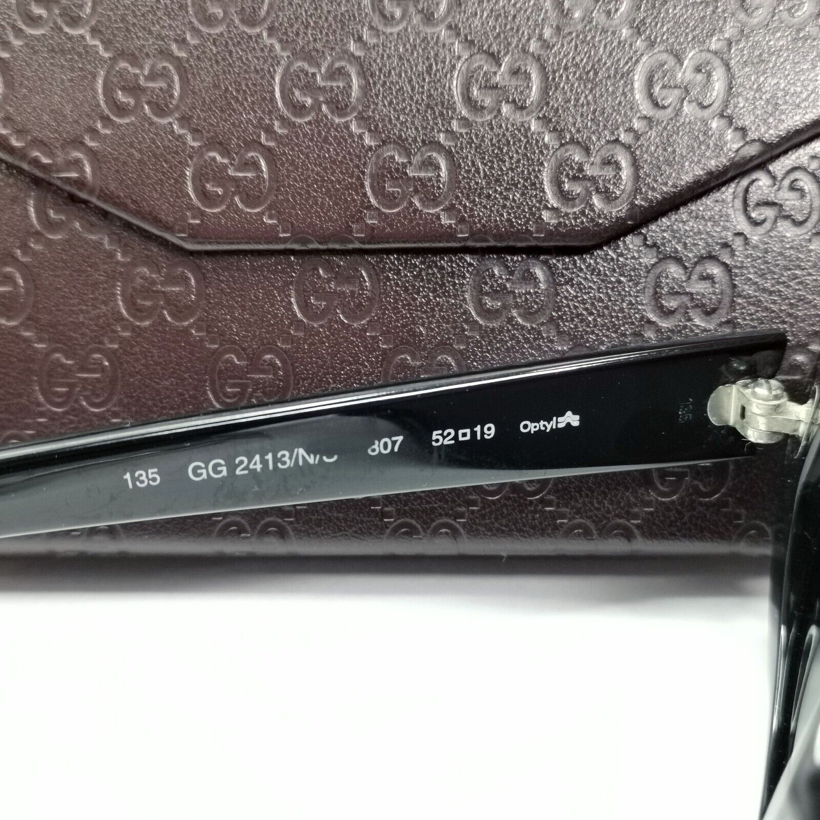 Gucci Sunglasses 1997 Vintage Black Silver Womens Oval GG 2413/N/S 807 301224