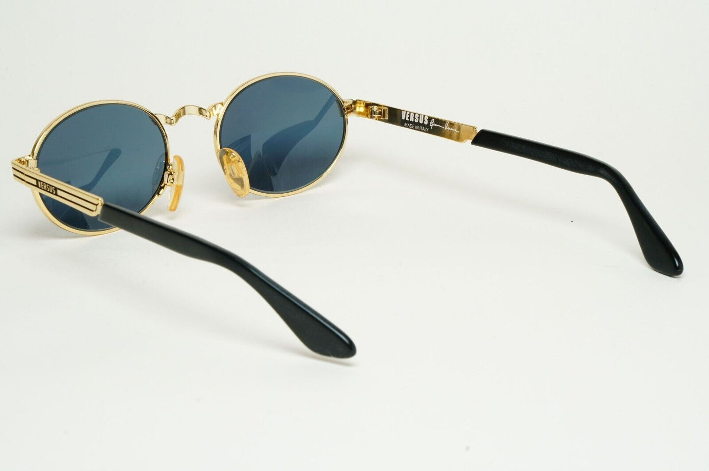 Versus Sunglasses 1996 by Gianni Versace Vintage Gold Oval Black MOD F07 COL 39M