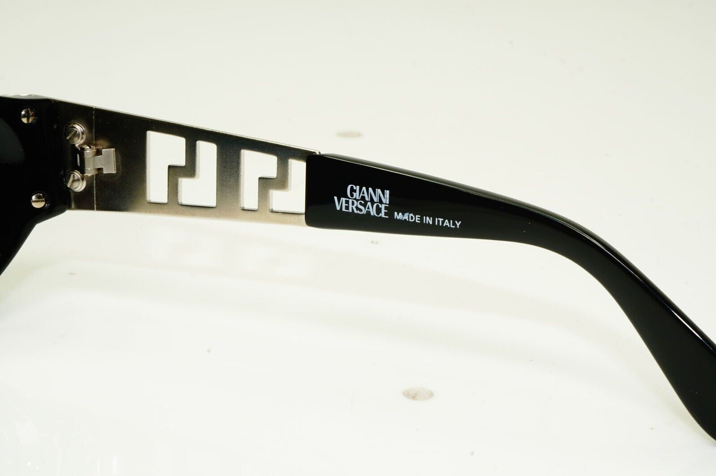 Gianni Versace Sunglasses 1996 Vintage Black Silver Medusa MOD 492 COL N52