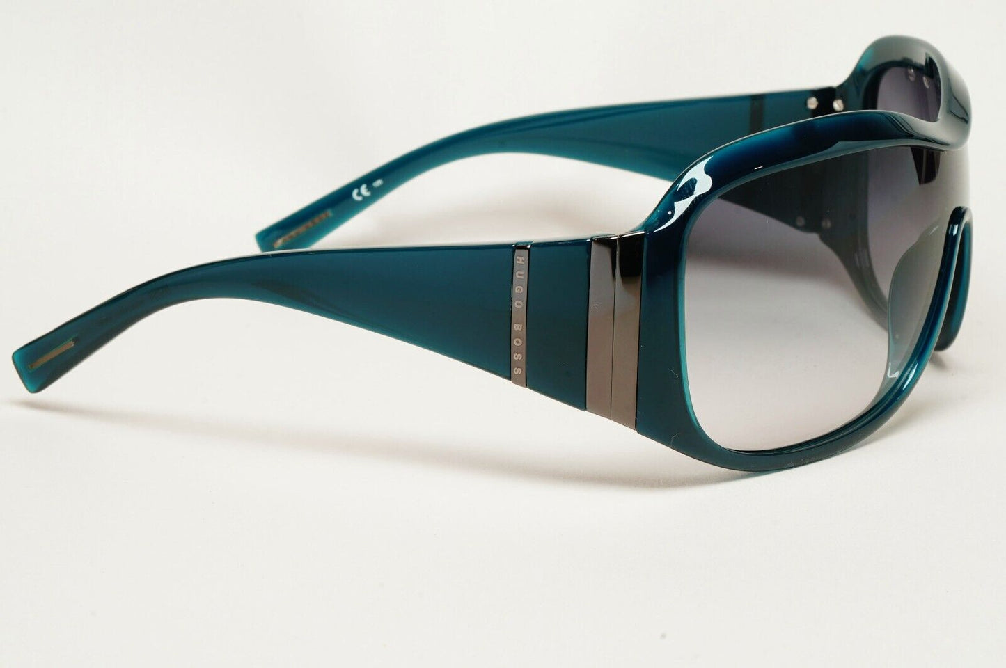 Hugo Boss Sunglasses 2006 Vintage Dark Green Teal Shield 0030/S SHGB5 211124