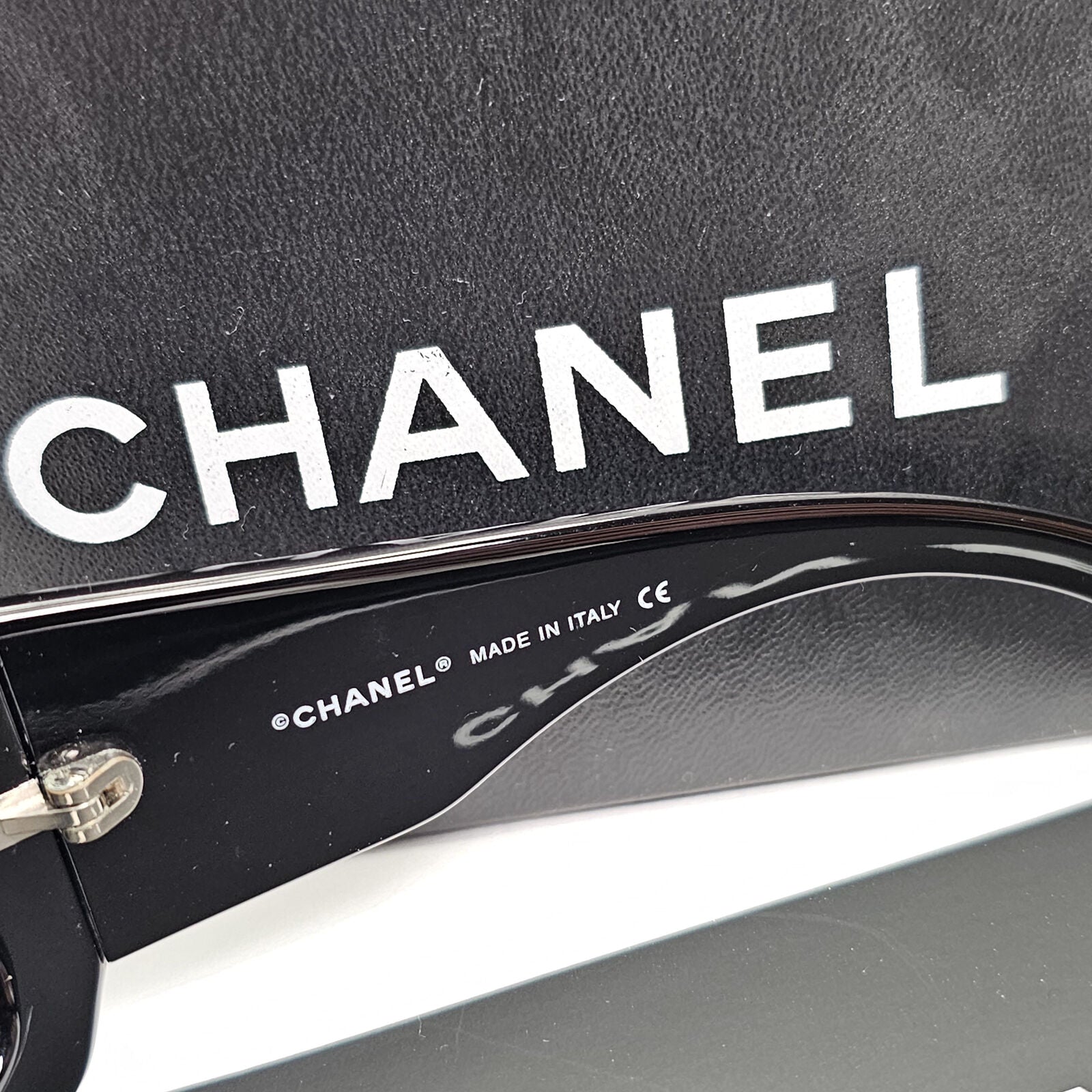 Chanel Sunglasses Mother of Pearl Vintage 2006 Black 5076-H c.501/87 120124