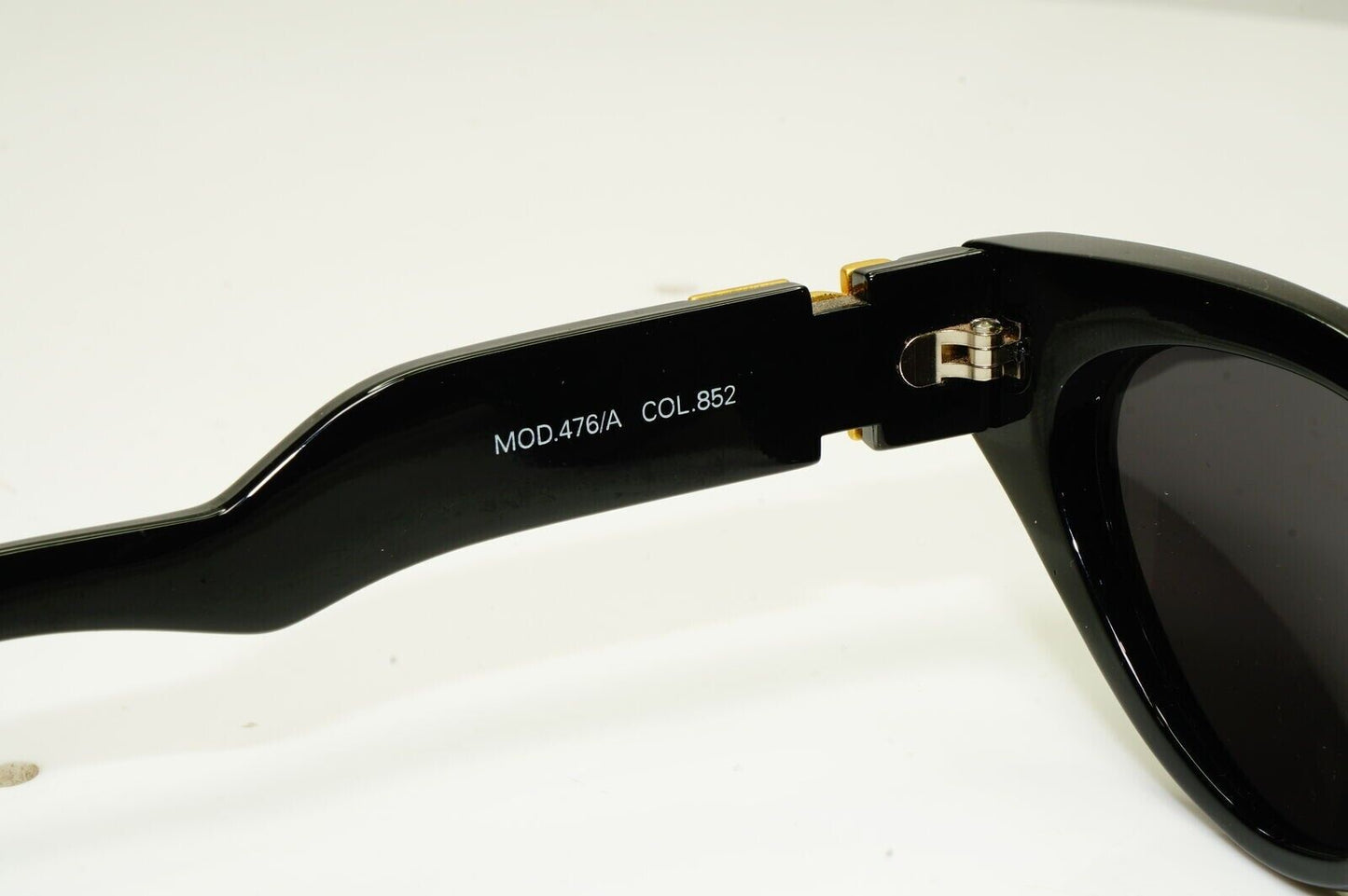 Gianni Versace Sunglasses 1996 Vintage Black Gold Medusa MOD 476/A COL 852