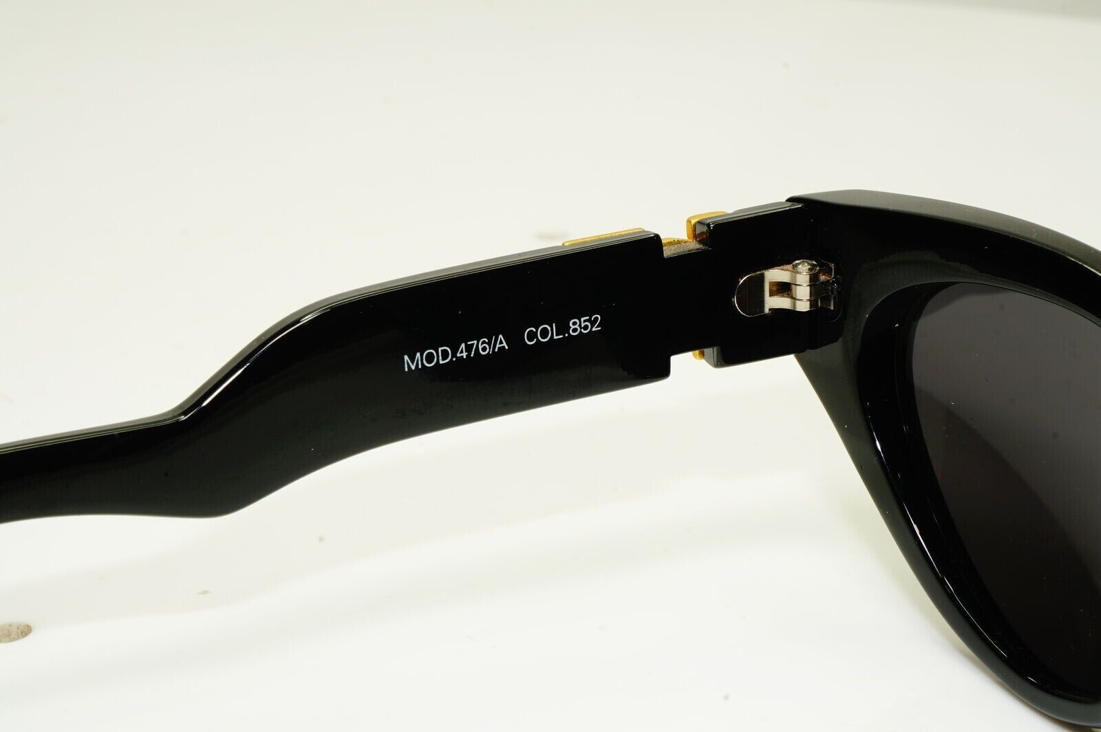 Gianni Versace Sunglasses 1996 Vintage Black Gold Medusa MOD 476/A COL 852