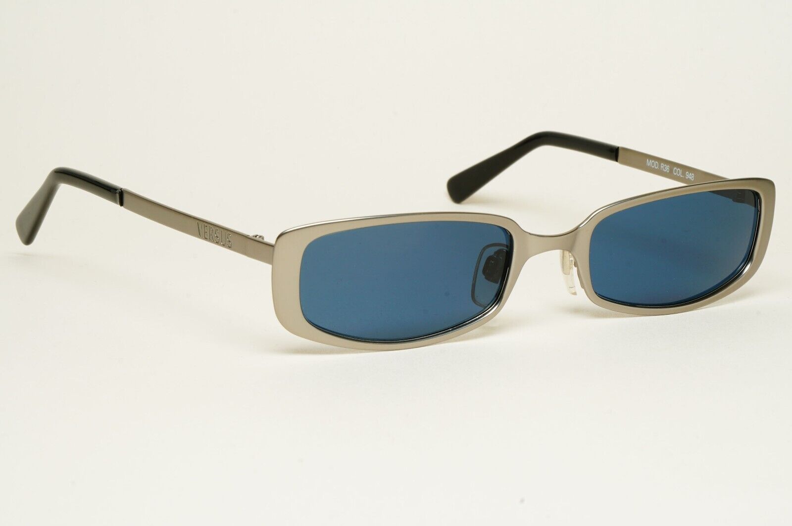 Versus Sunglasses 1996 by Gianni Versace Vintage Gunmetal Blue MOD R36 COL 948