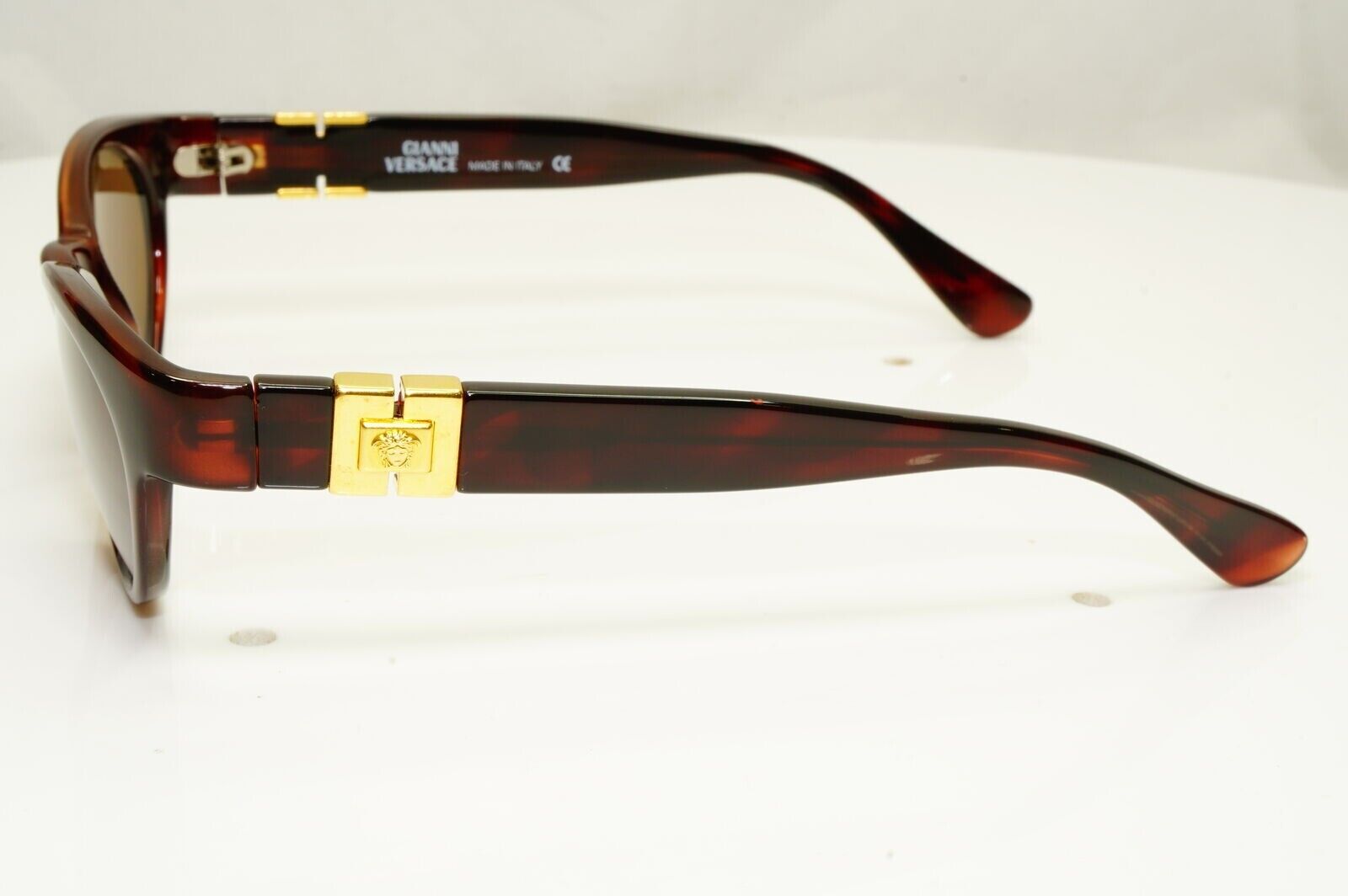 Gianni Versace 1996 Unisex Vintage Gold Medusa Sunglasses MOD 457/A COL 900