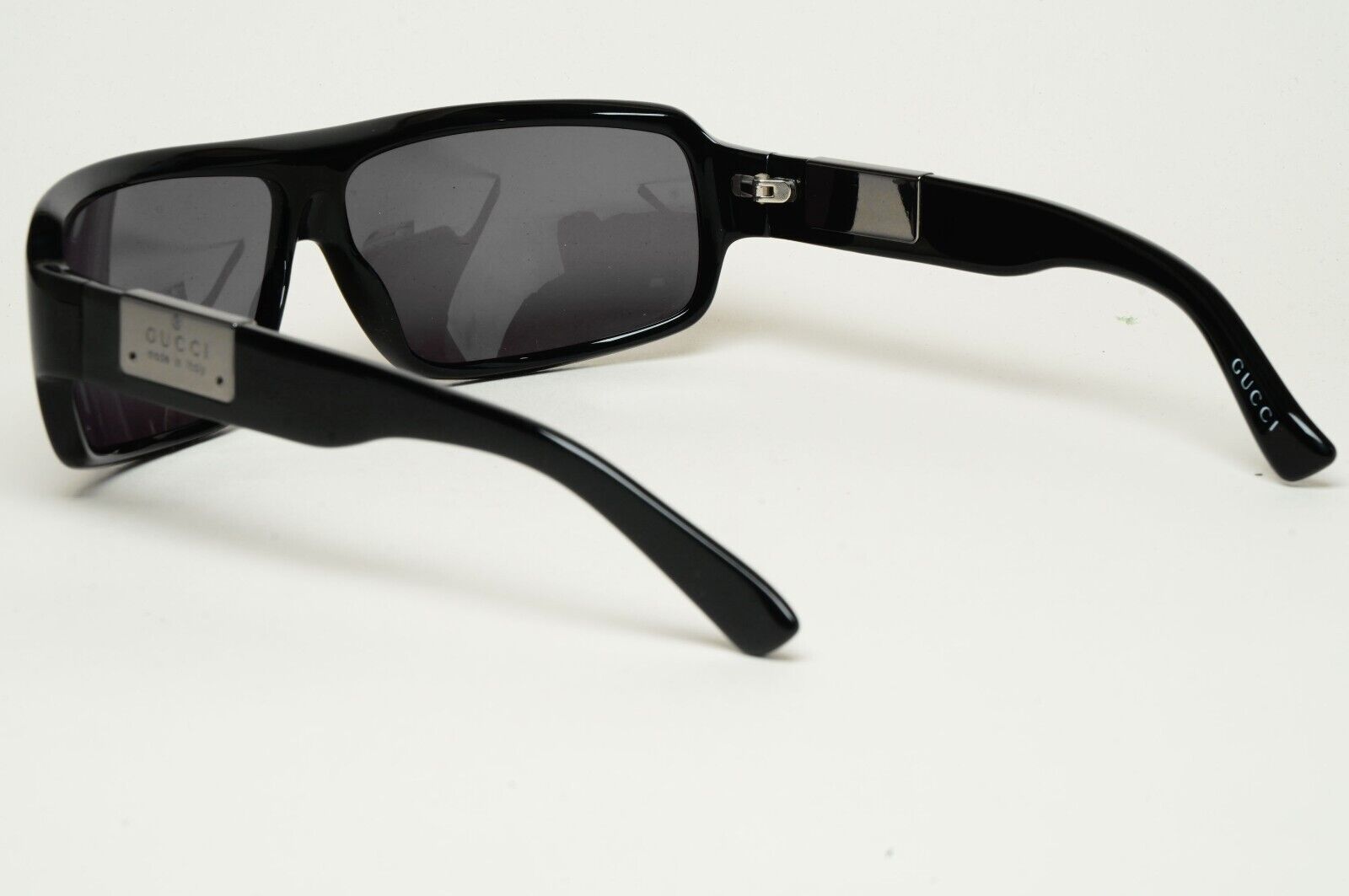 Gucci Sunglasses 2001 Vintage Wrap Black Grey Retro GG 1561/S 807/Y1 210125