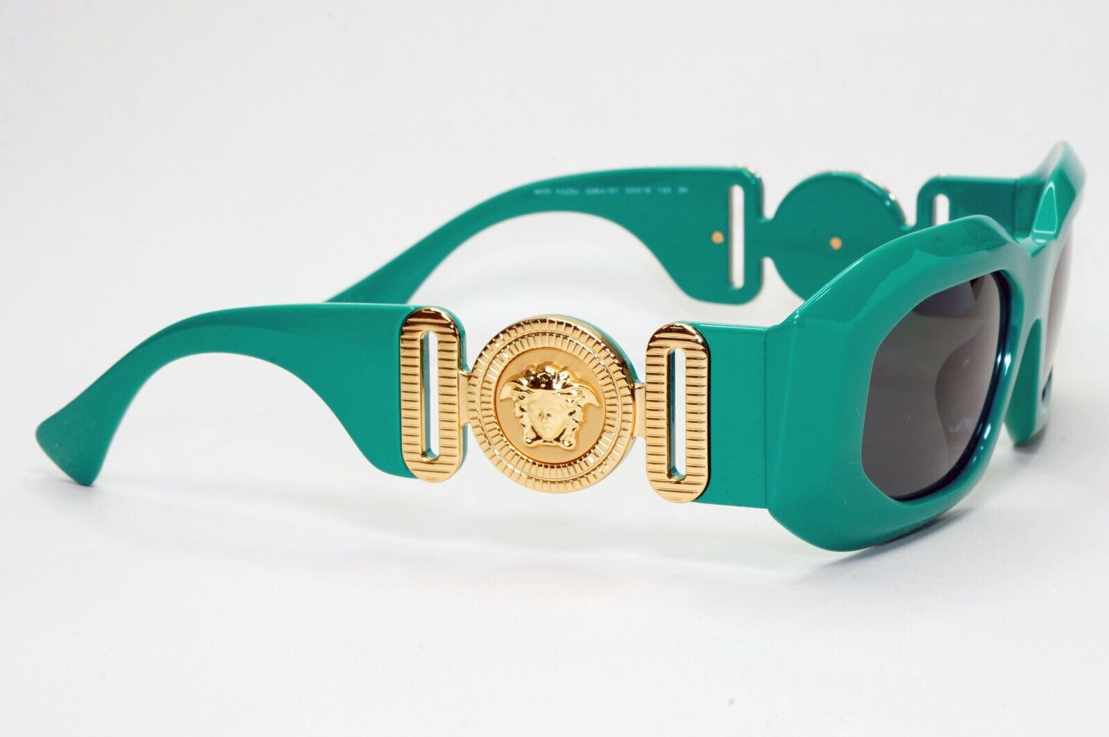 Versace Sunglasses Green Biggie Medisa Oversized Square MOD VE 4425U 5364/87