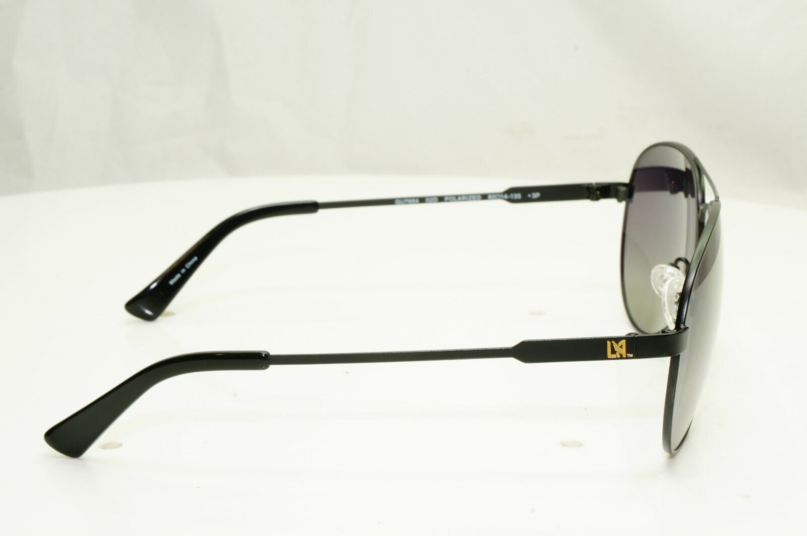 Guess Sunglasses Black Polarized Pilot Metal Gradient Smoke GU 7664 02D 60mm