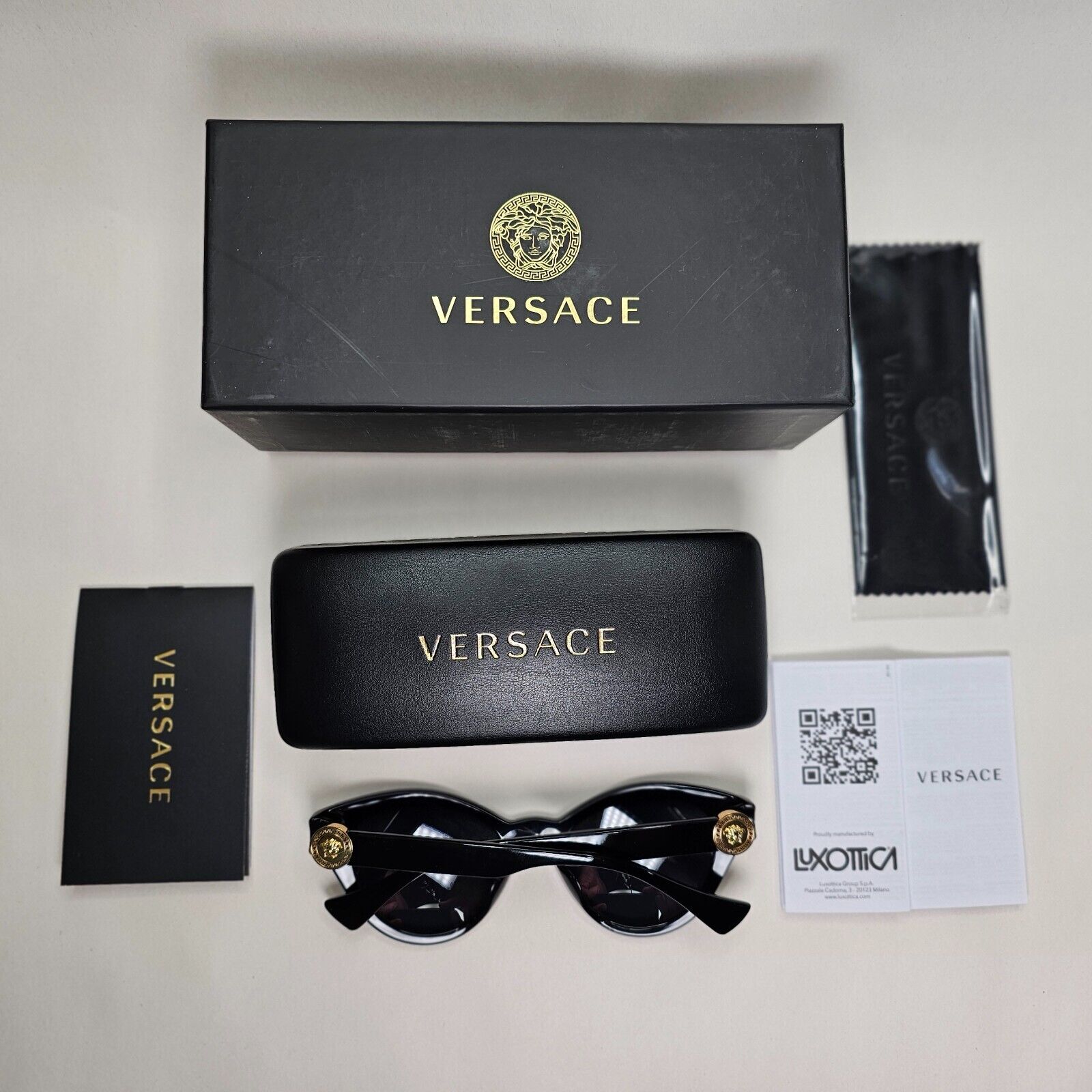 Versace Sunglasses Black Gold Medusa Glossy Cat Eye MOD 4435-F GB1/87 52mm