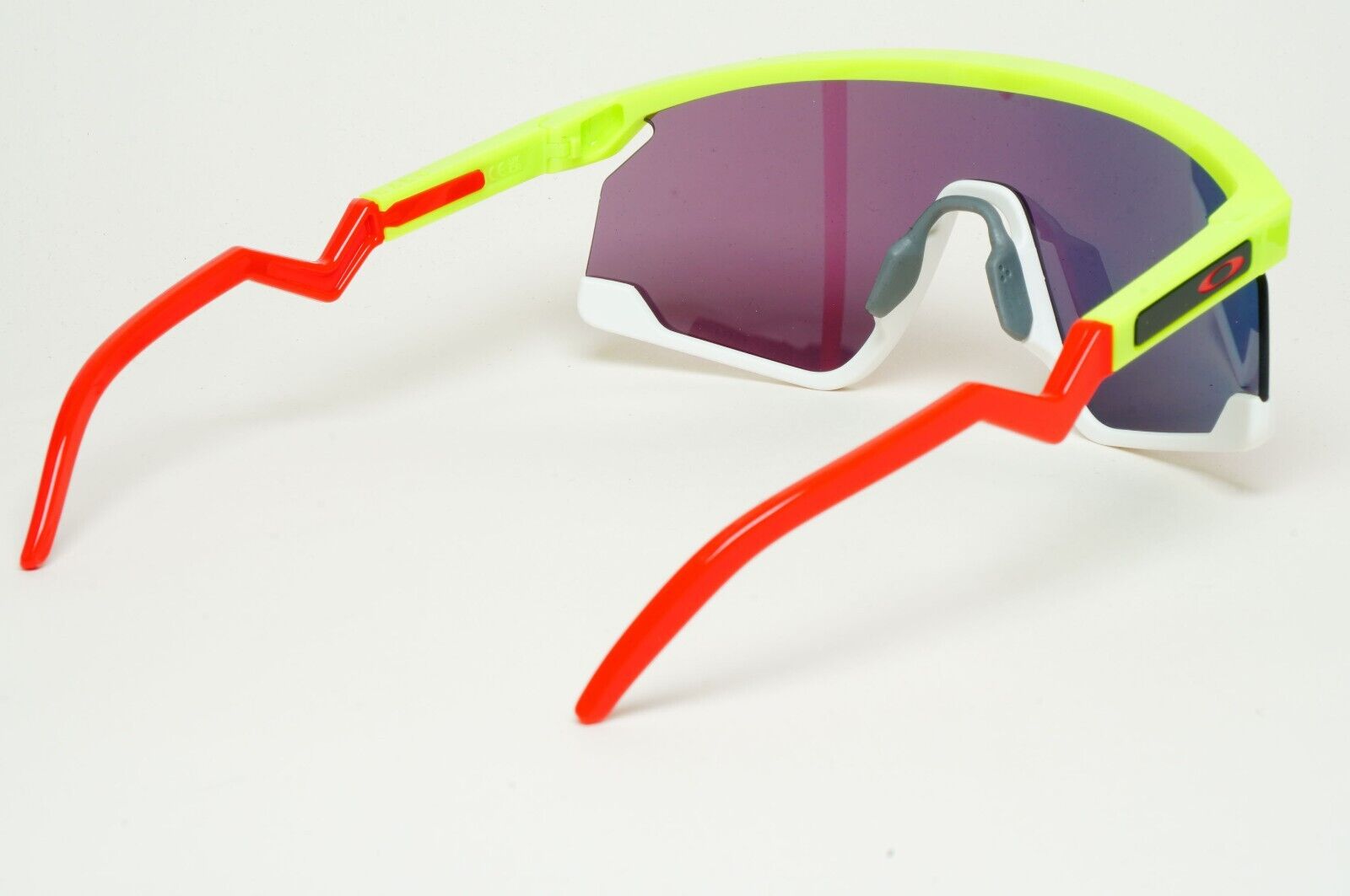 Oakley Sunglasses BXTR Flourescent Green Retina Burn Prizm Road OO 9280 06