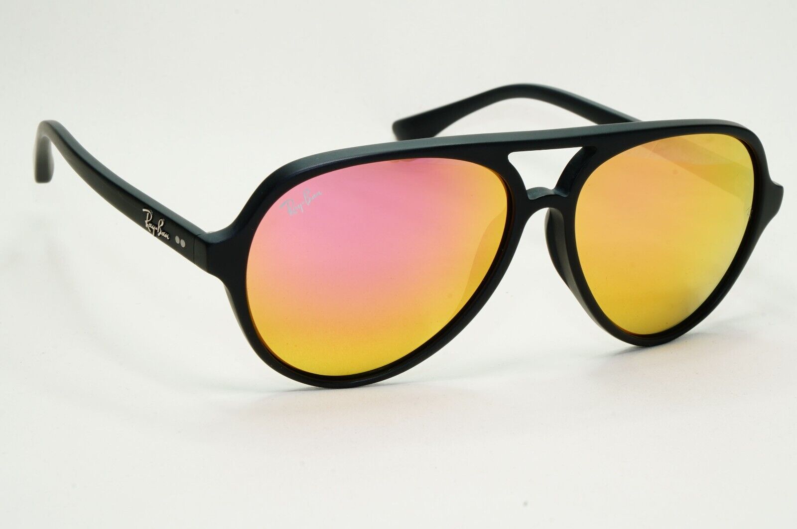 Ray-Ban Sunglasses 2010 Vintage CATS 5000 Rare Black Pink Gold RB 4125-F 901S/Z2